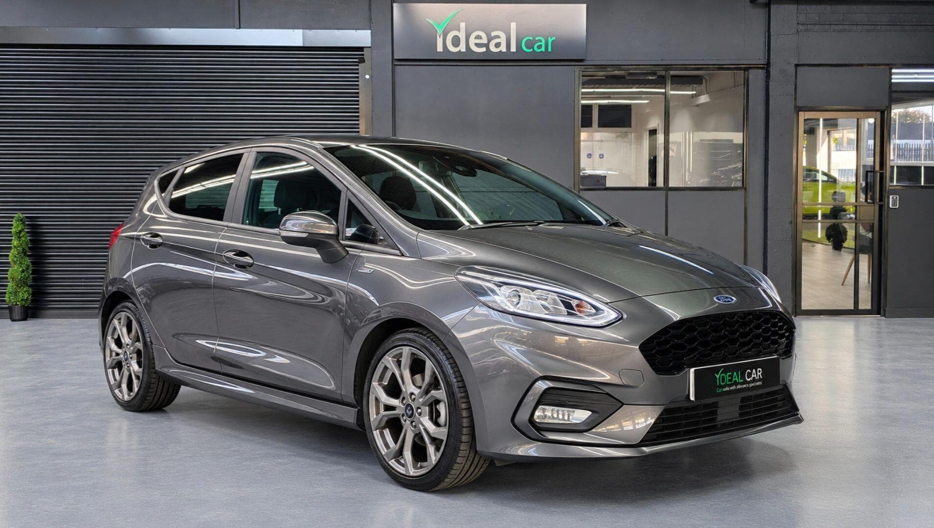 2021 Ford Fiesta - Thumbnail 6