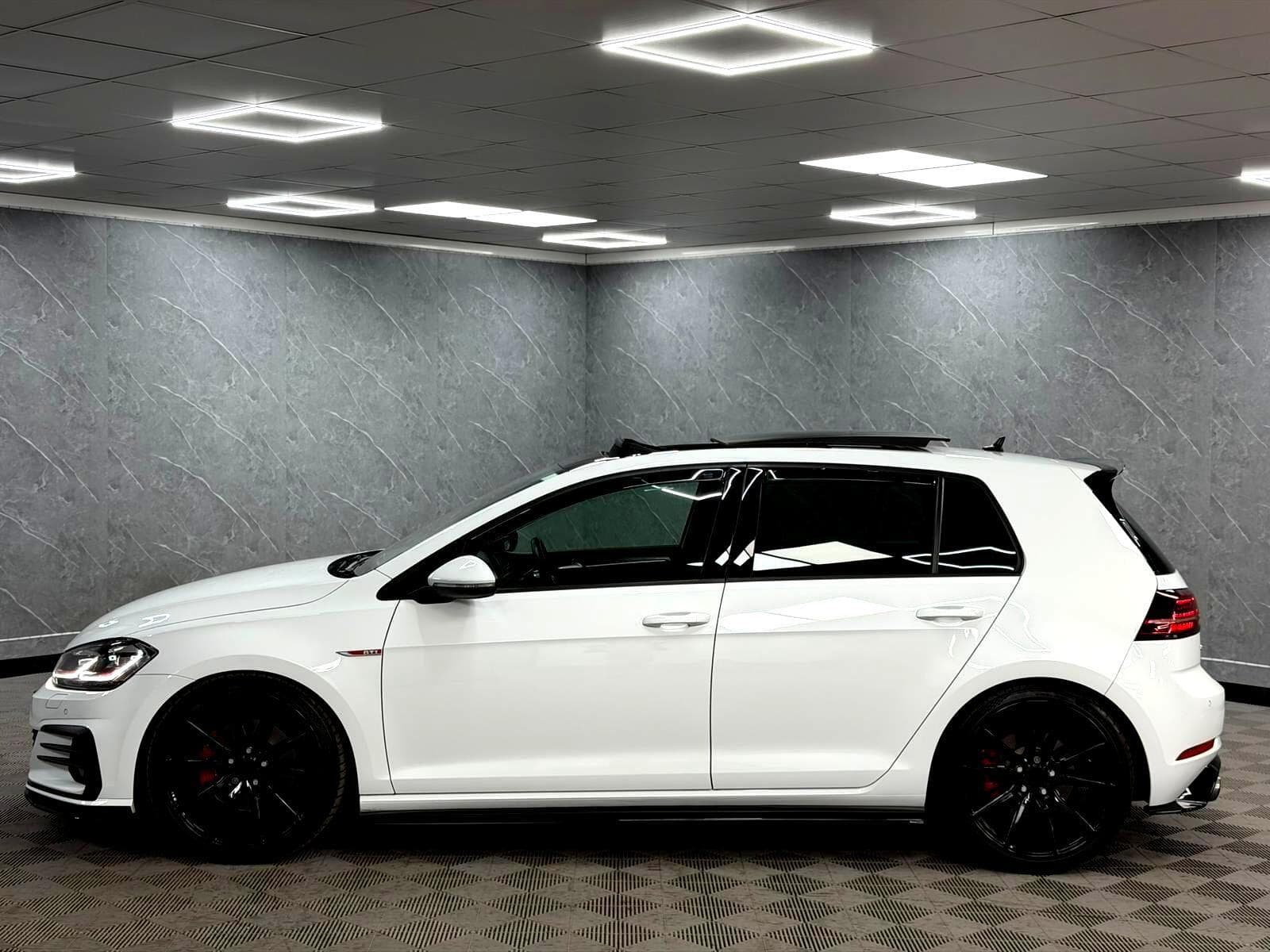 2018 Volkswagen Golf - Thumbnail 18