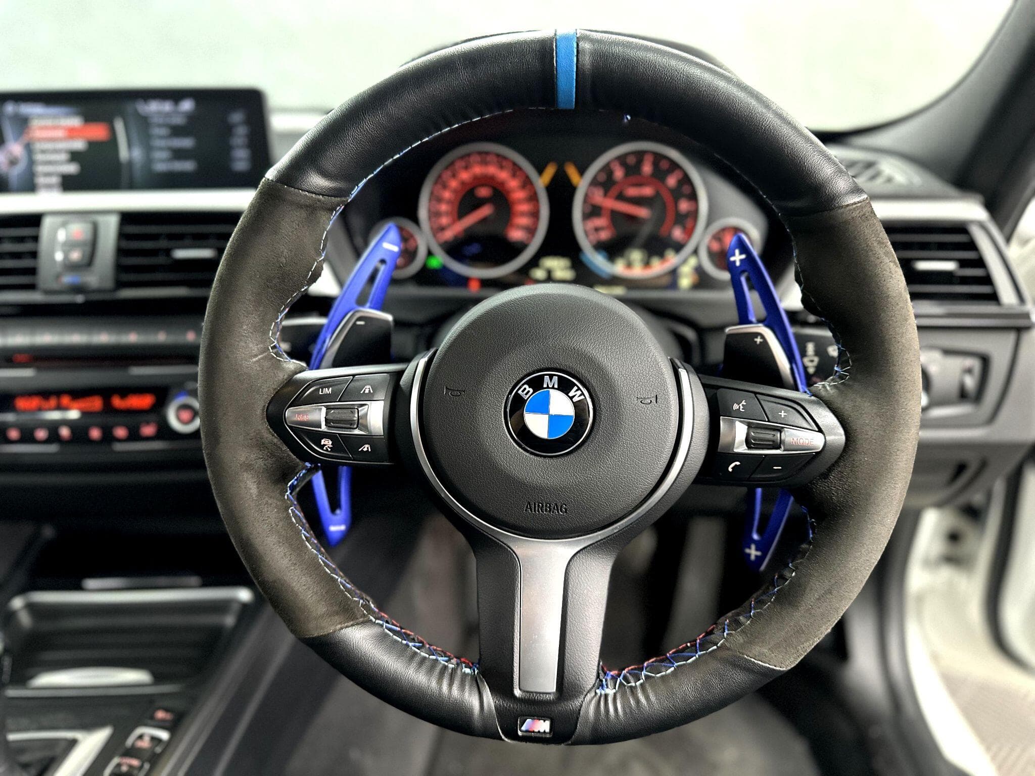 2015 BMW 3 Series - Thumbnail 34