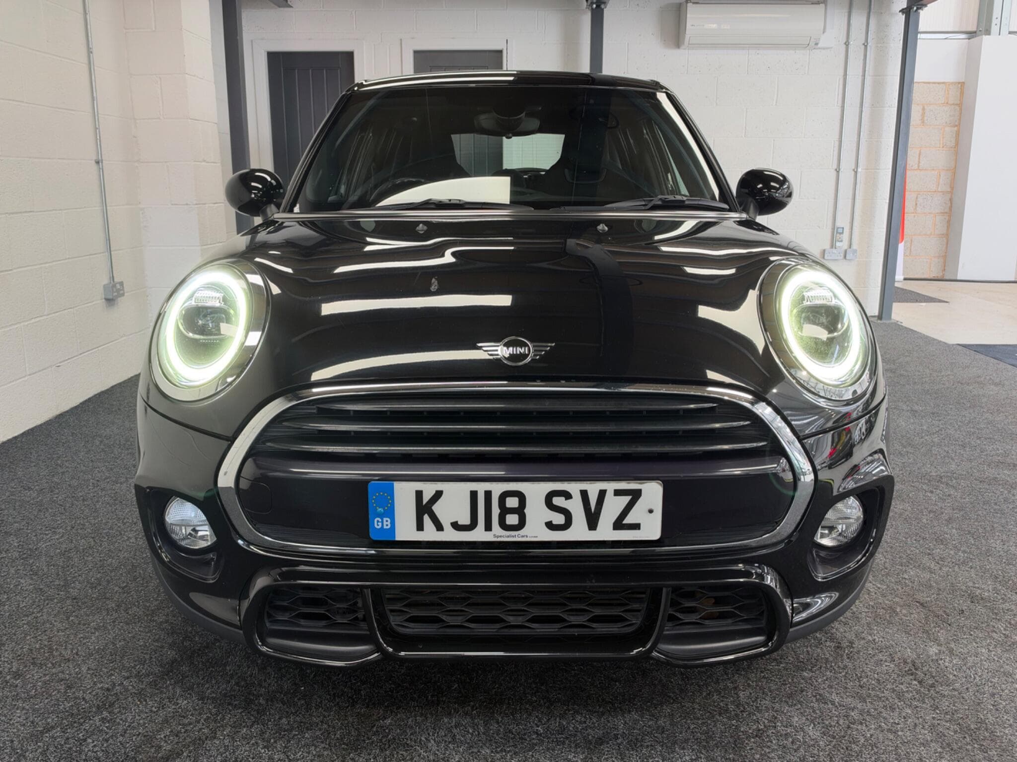 2018 MINI Hatch - Thumbnail 3