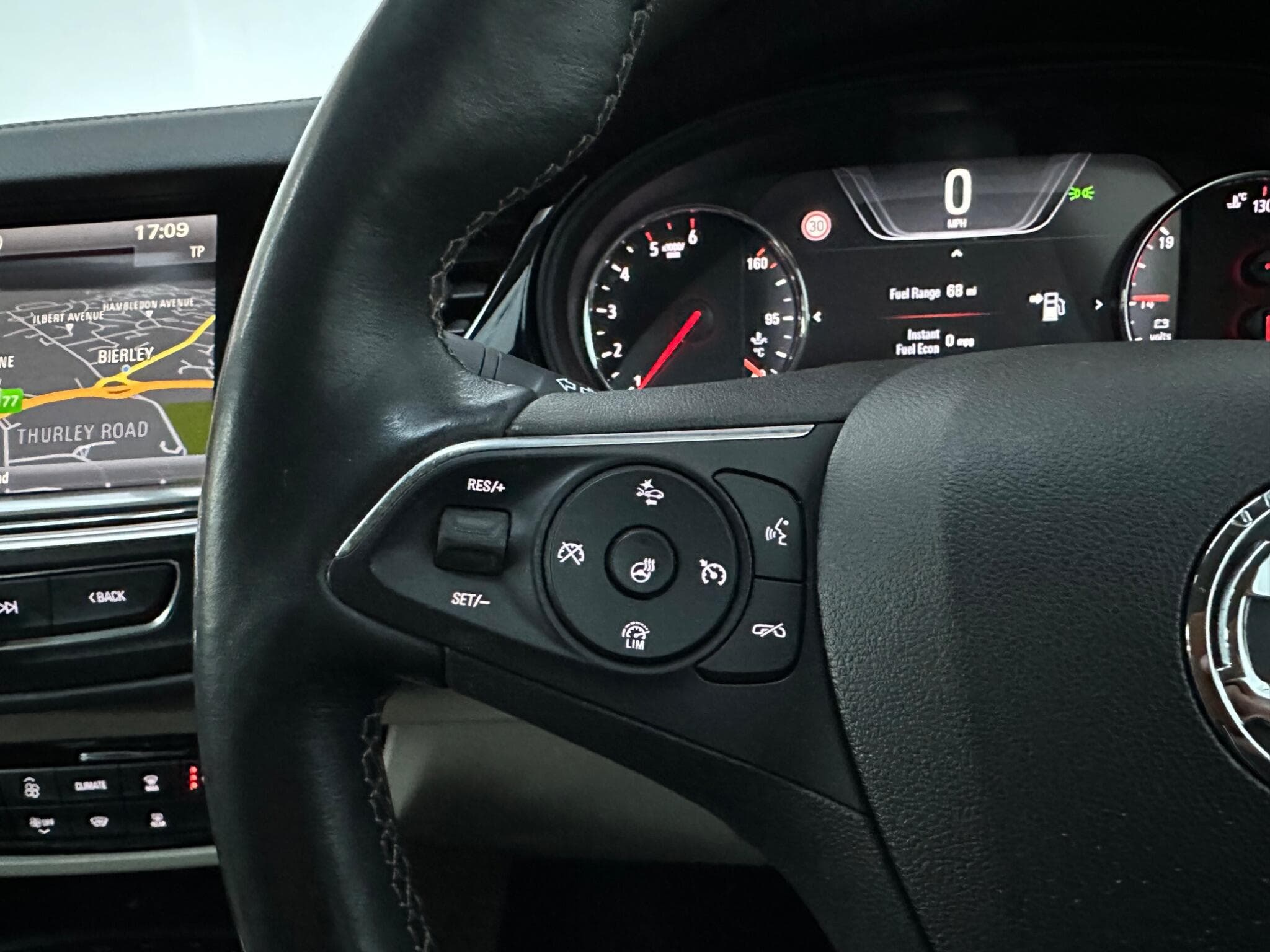 2018 Vauxhall Insignia - Thumbnail 21