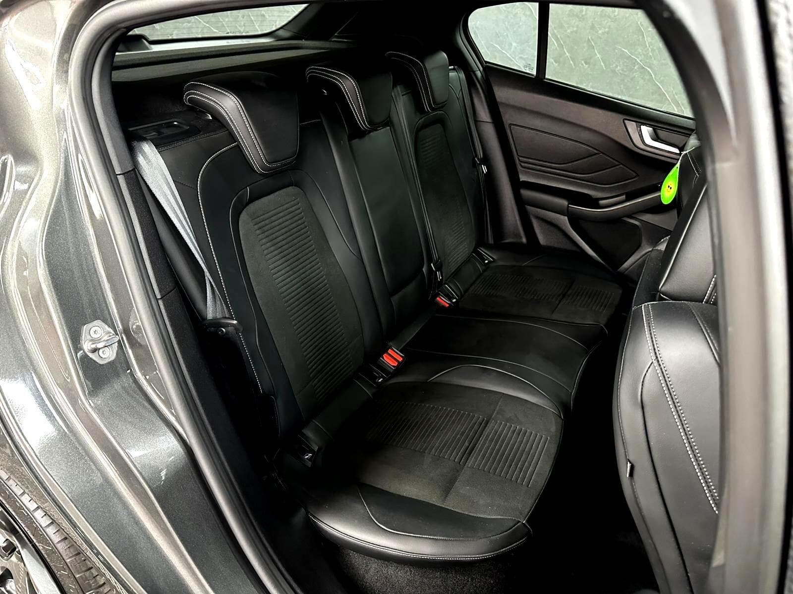 2020 Ford Focus - Thumbnail 36