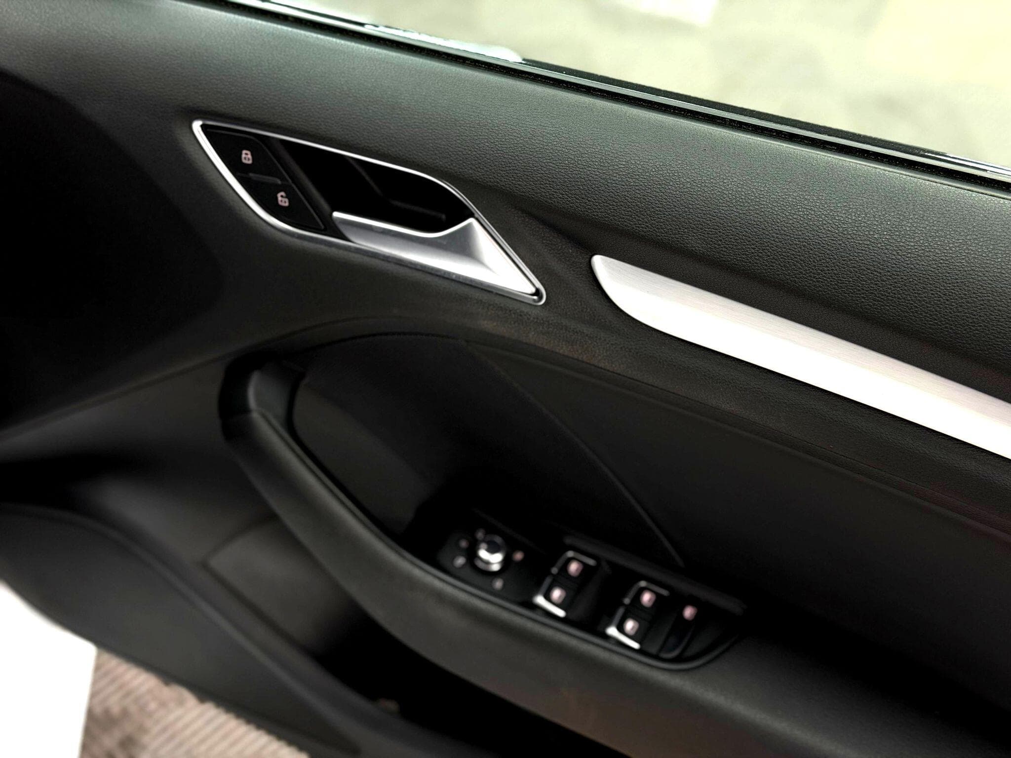 2015 Audi S3 - Thumbnail 31