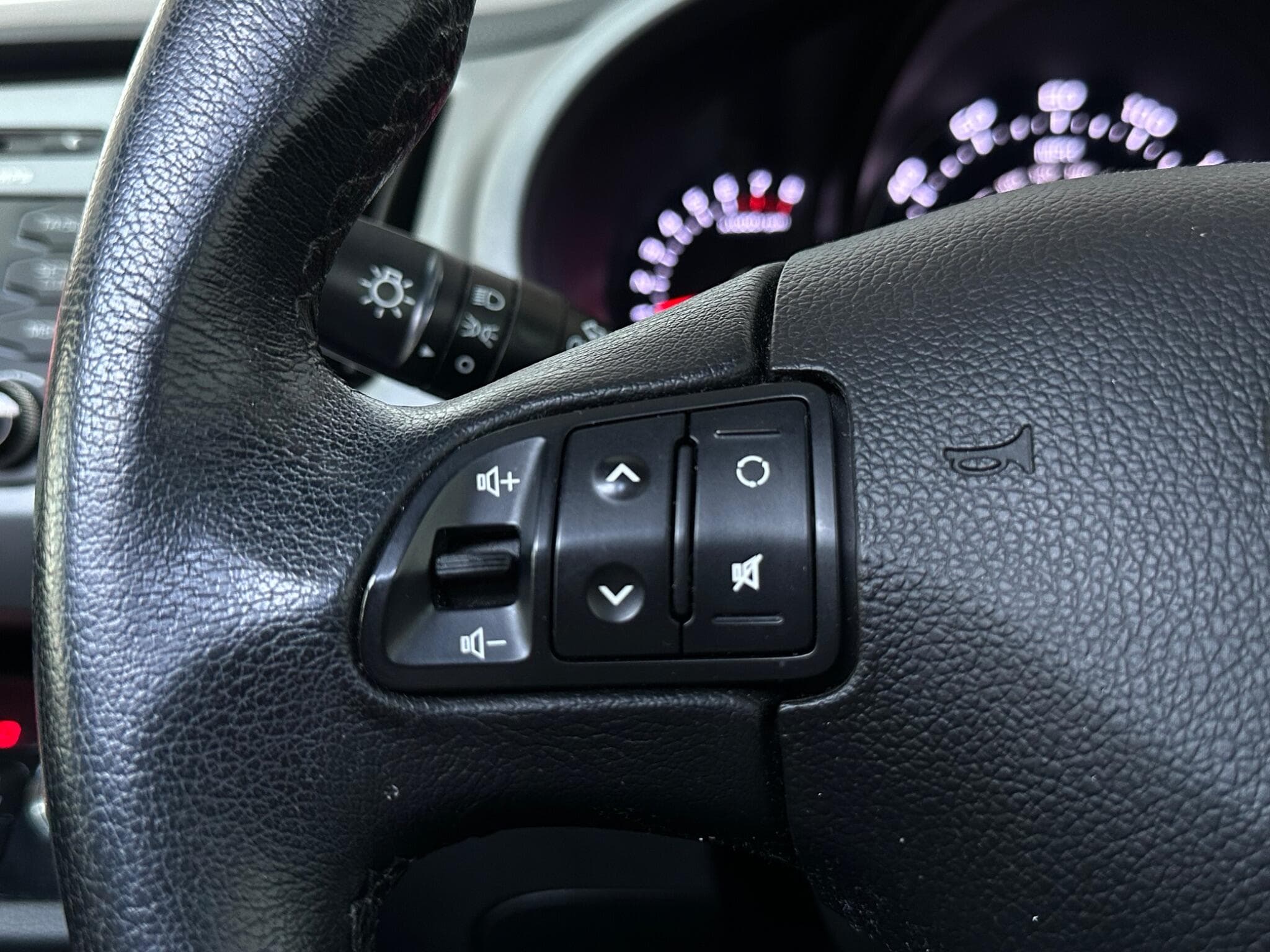 2016 Kia Sportage - Thumbnail 16