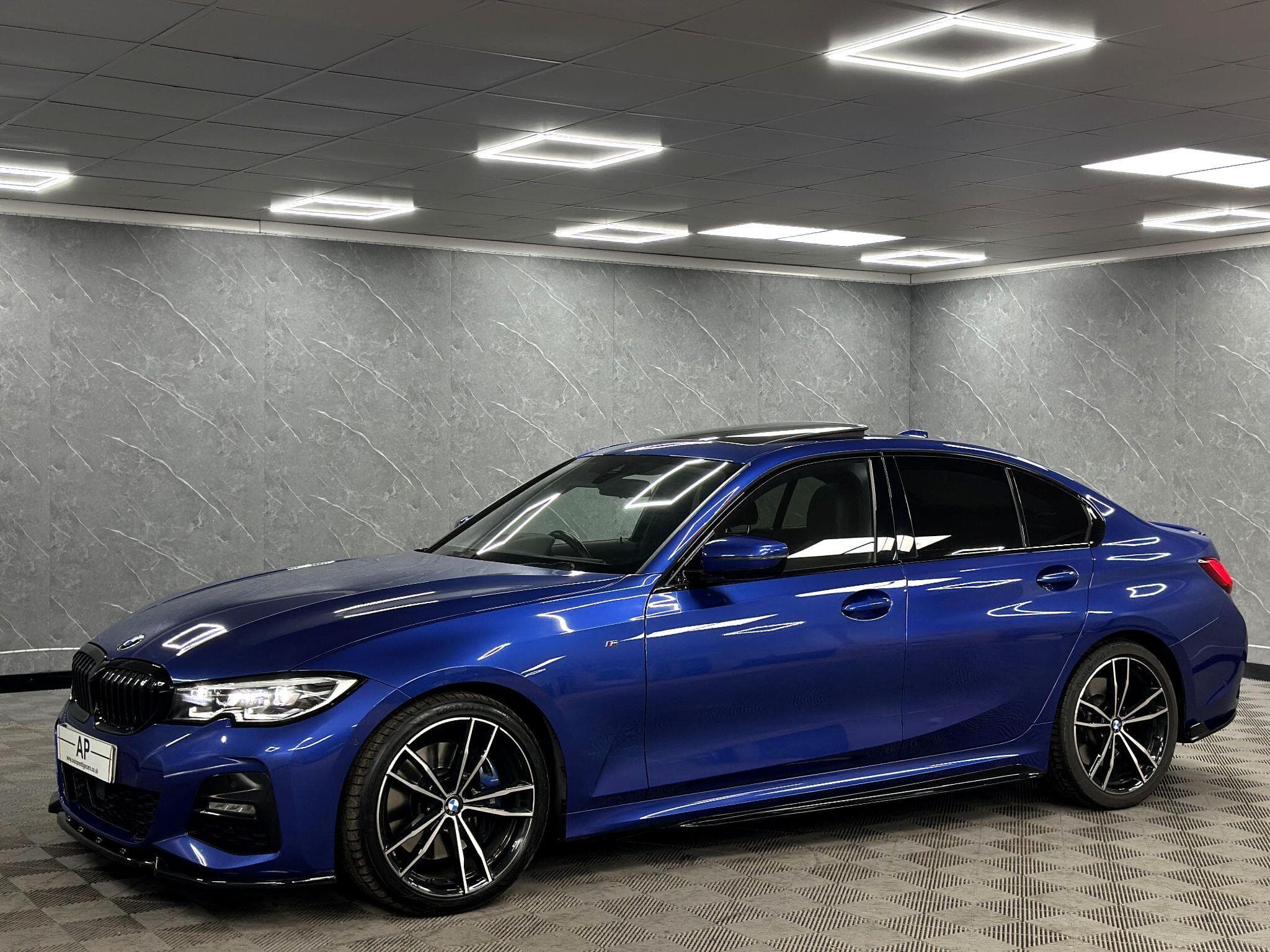2019 BMW 3 Series - Thumbnail 10