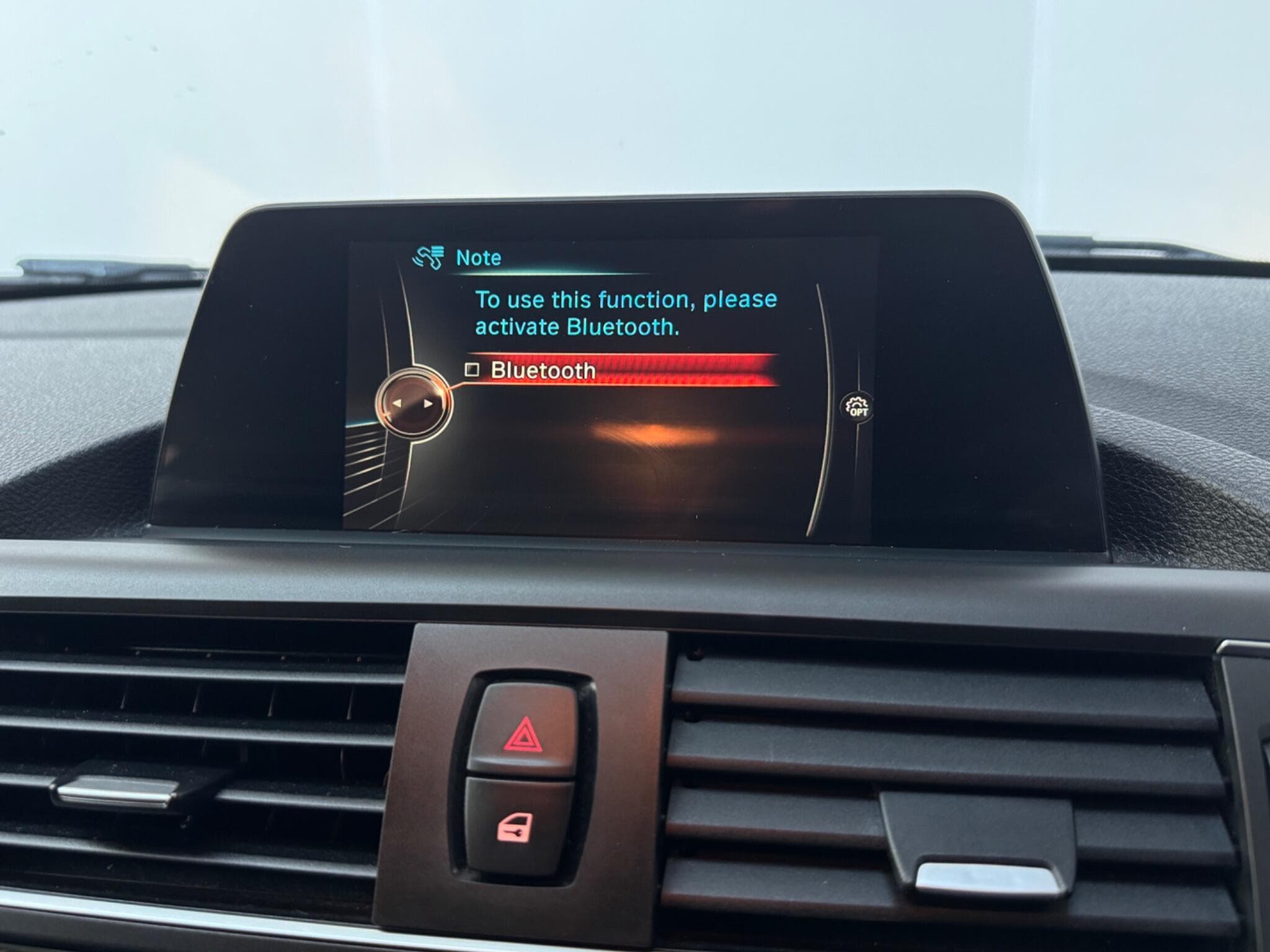 2016 BMW 2 Series - Thumbnail 14