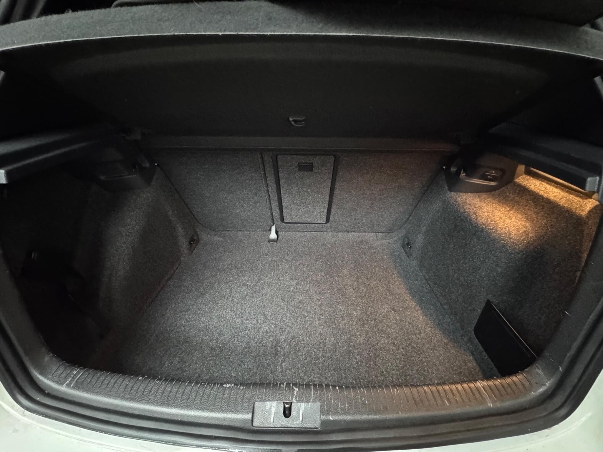 2011 Volkswagen Golf - Thumbnail 20