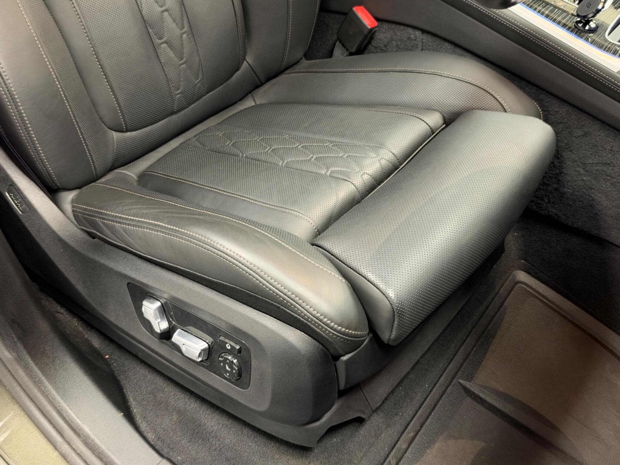 2024 BMW X7 - Thumbnail 72