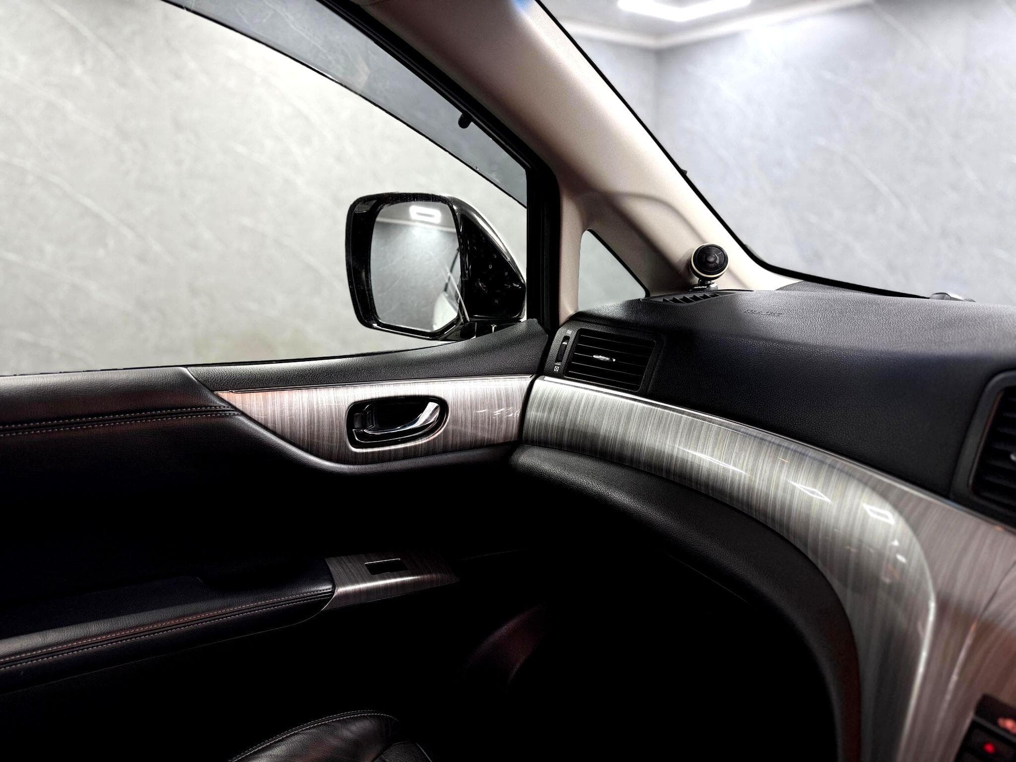 2014 Nissan Elgrand - Thumbnail 57