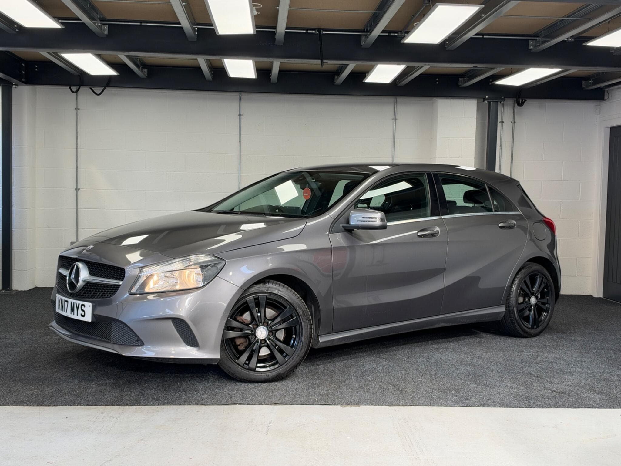 2017 Mercedes-Benz A Class - Main