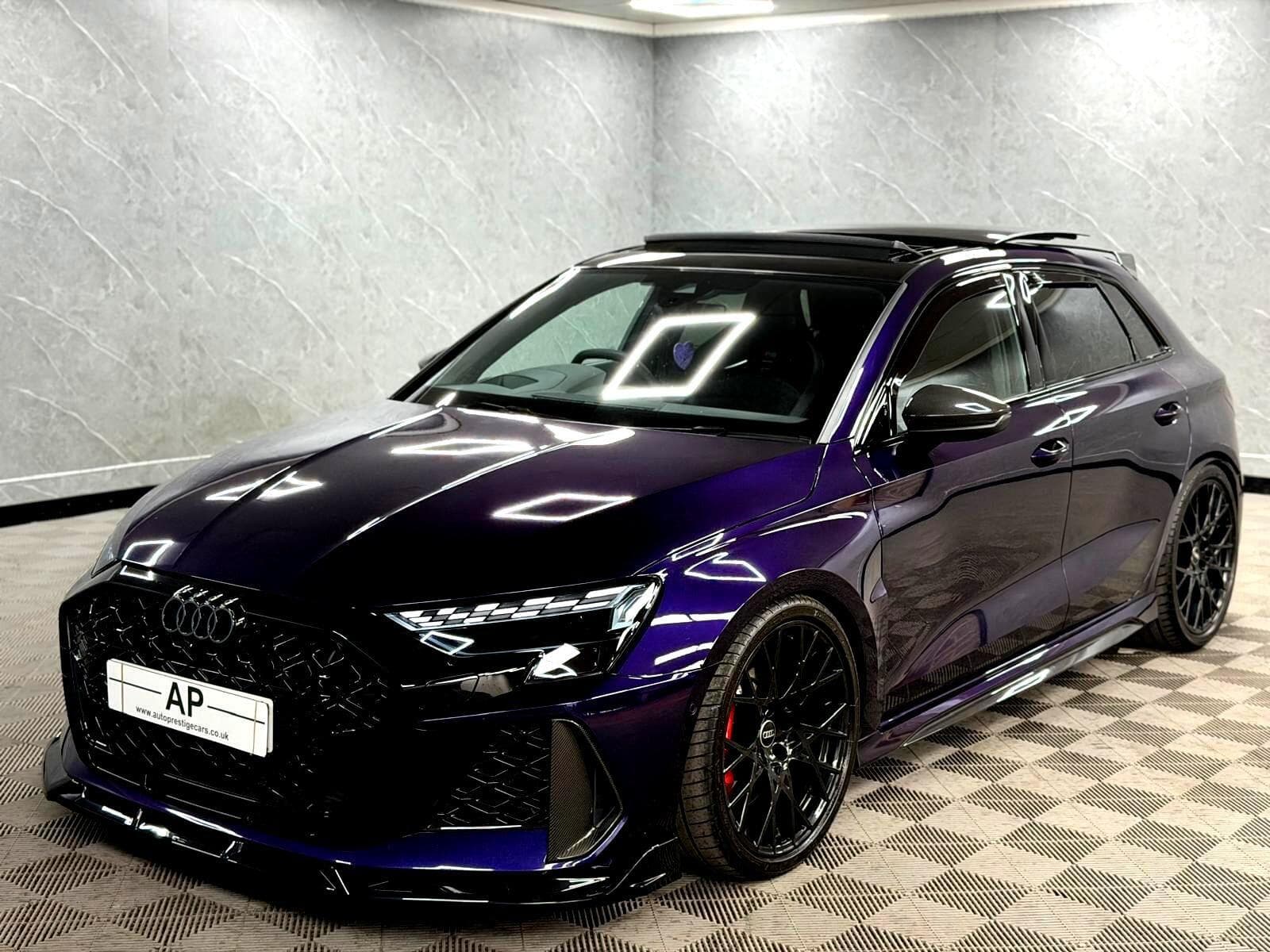 2025 Audi RS3 - Thumbnail 16