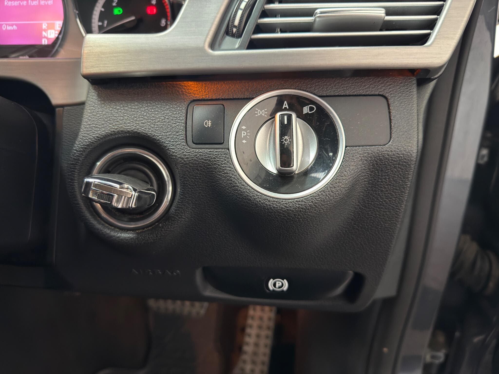 2010 Mercedes-Benz E Class - Thumbnail 28