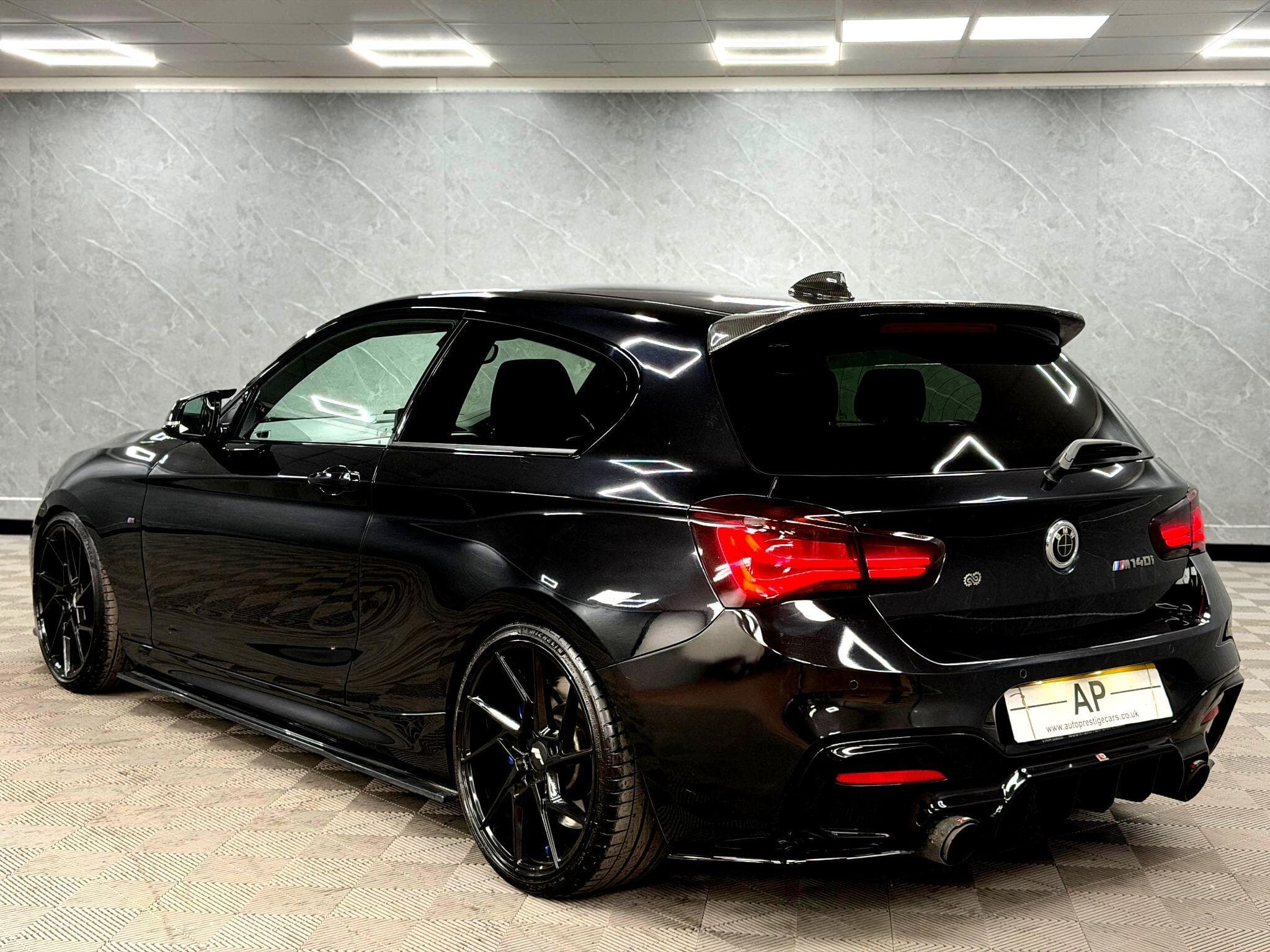 2018 BMW 1 Series - Thumbnail 21
