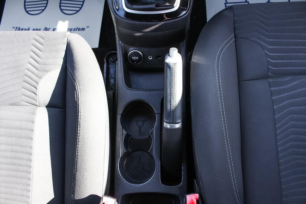 2014 Ford Fiesta - Thumbnail 26