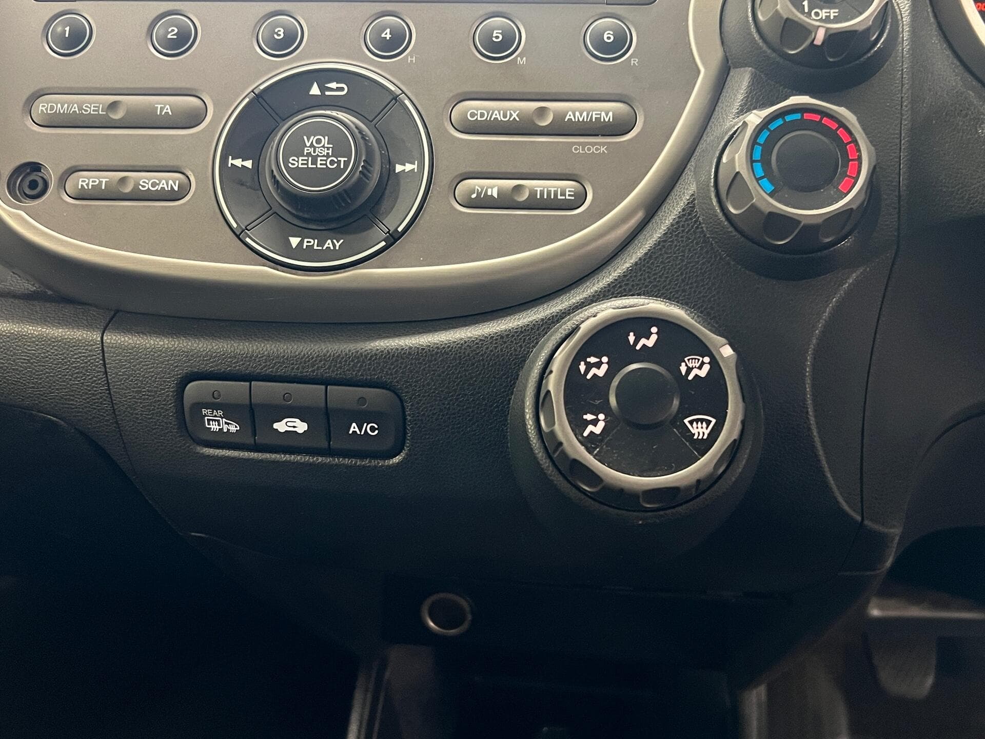 2010 Honda Jazz - Thumbnail 31