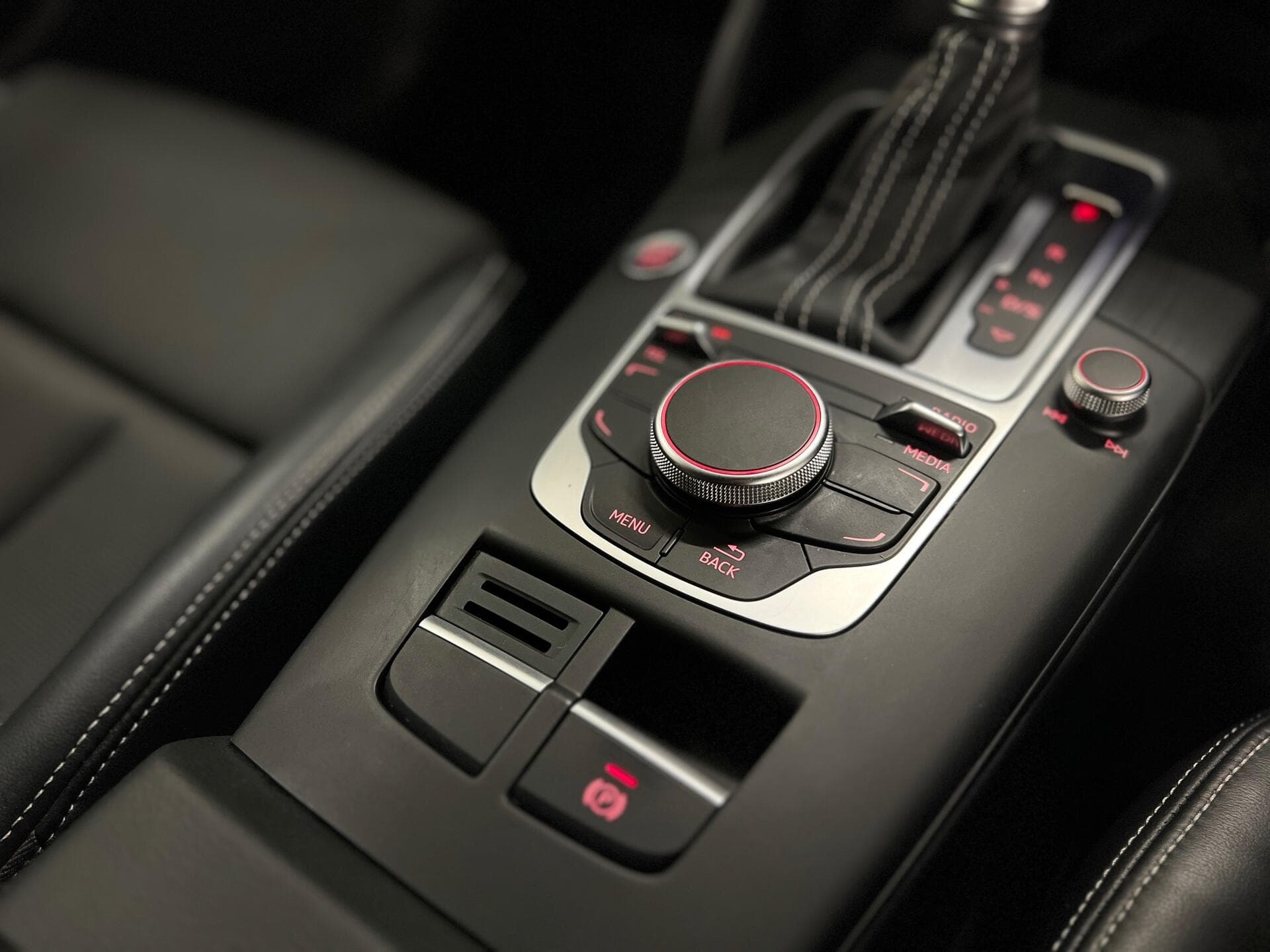 2015 Audi A3 - Thumbnail 43