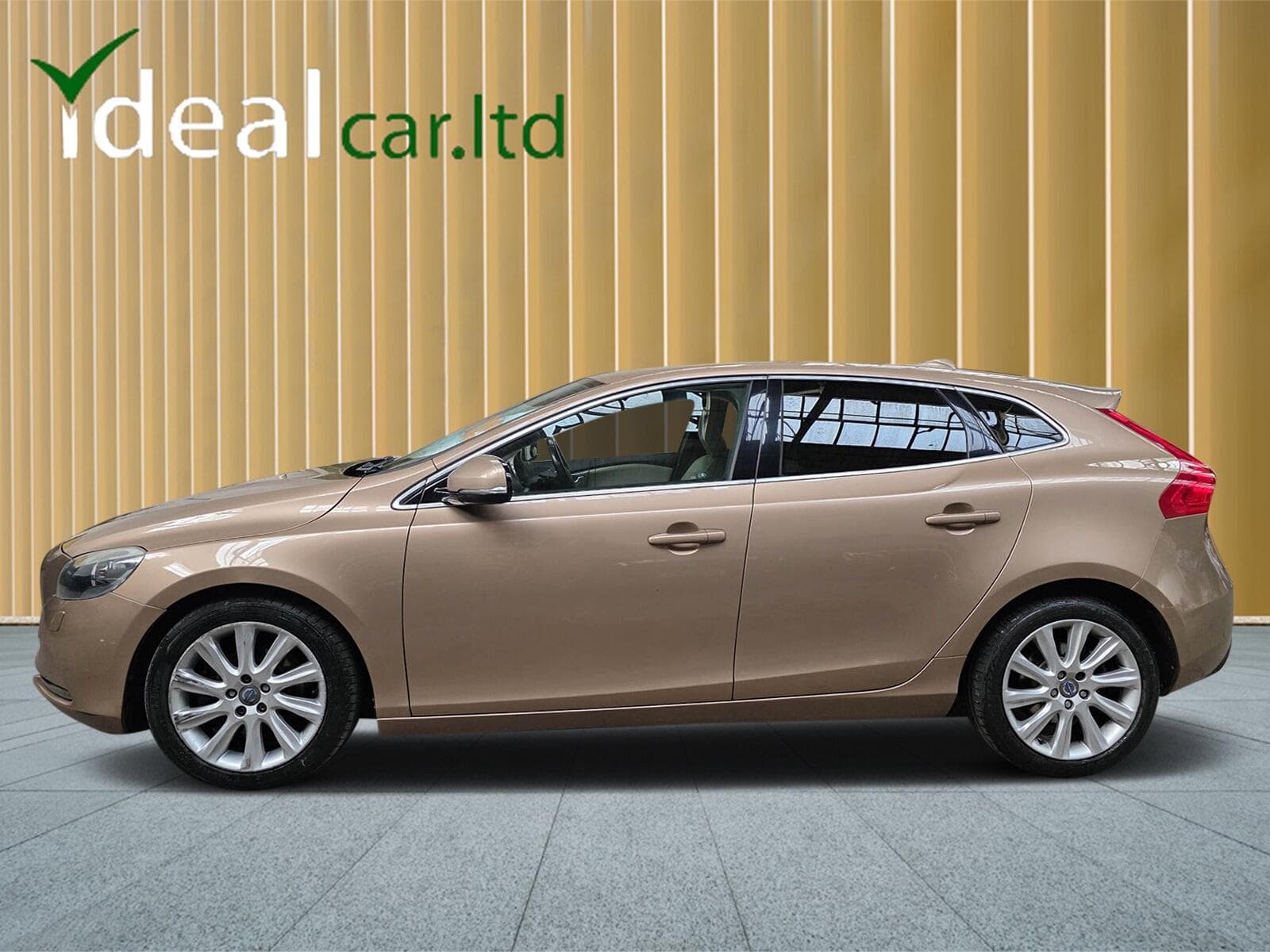 2013 Volvo V40 - Thumbnail 5