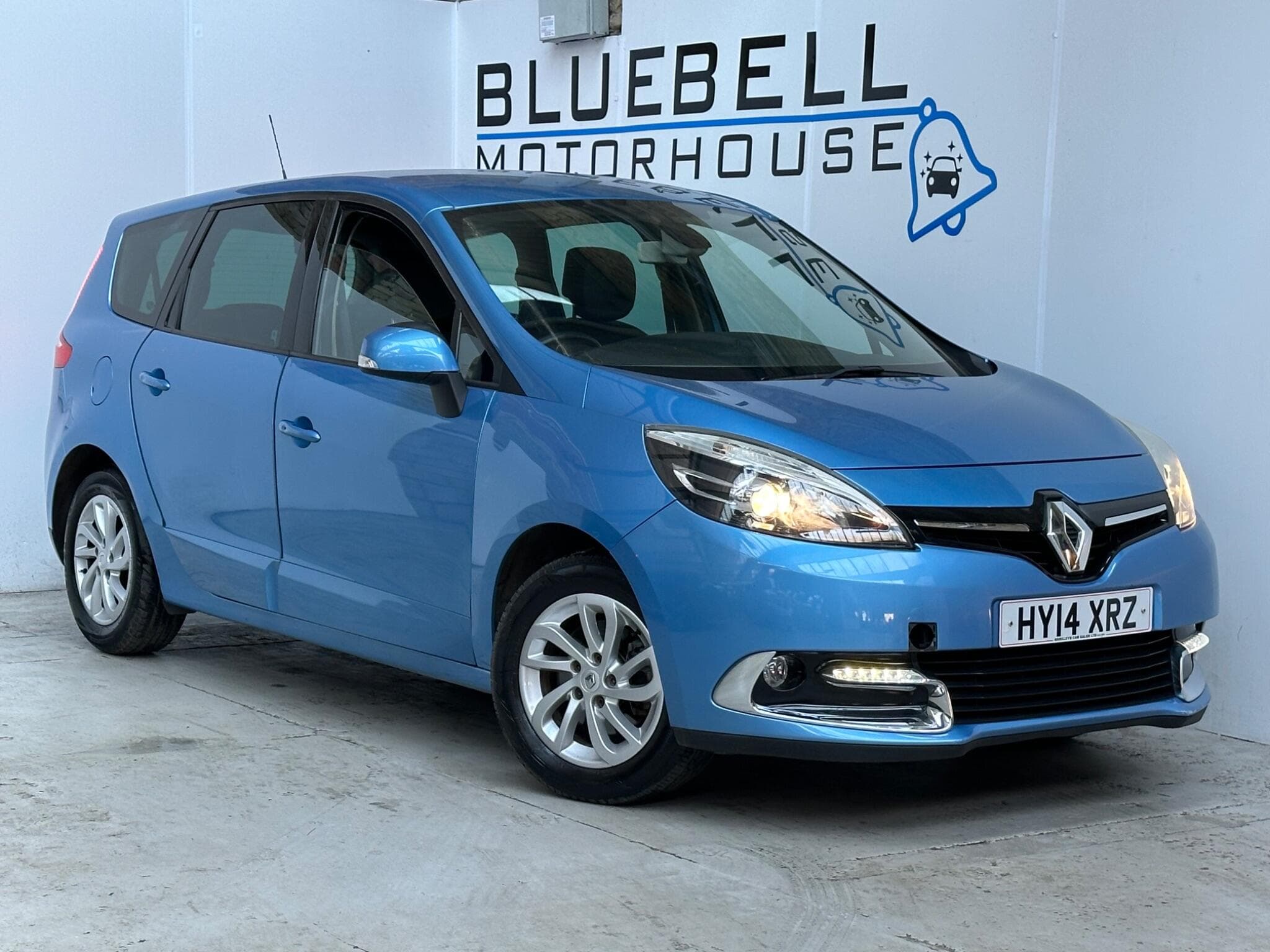 2014 Renault Grand Scenic - Image 1