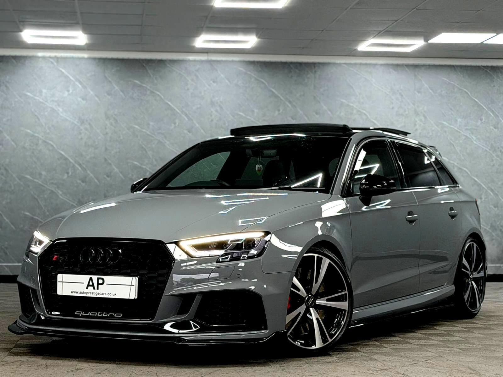 2020 Audi RS3 - Thumbnail 41