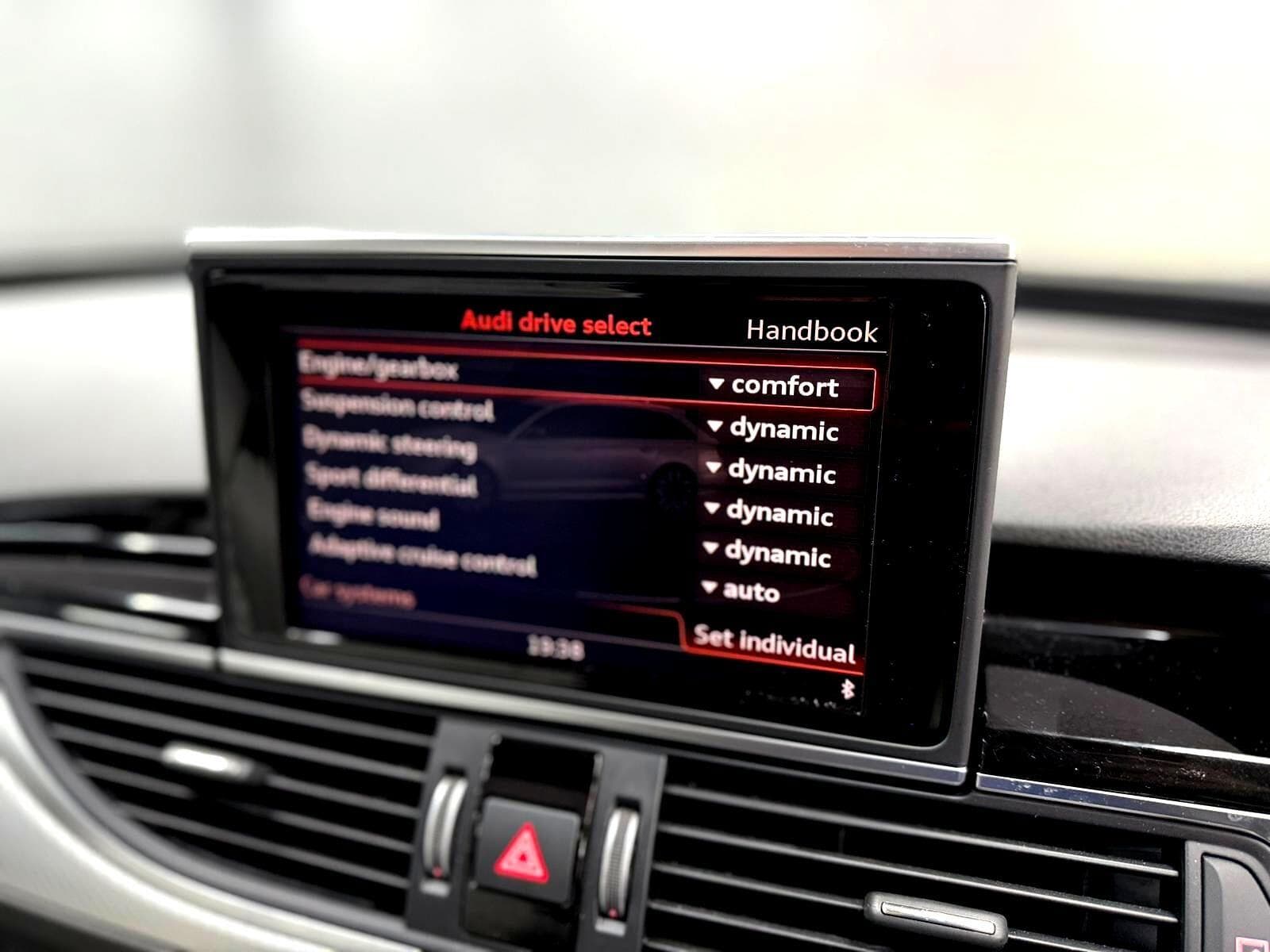 2017 Audi RS6 Avant - Thumbnail 44