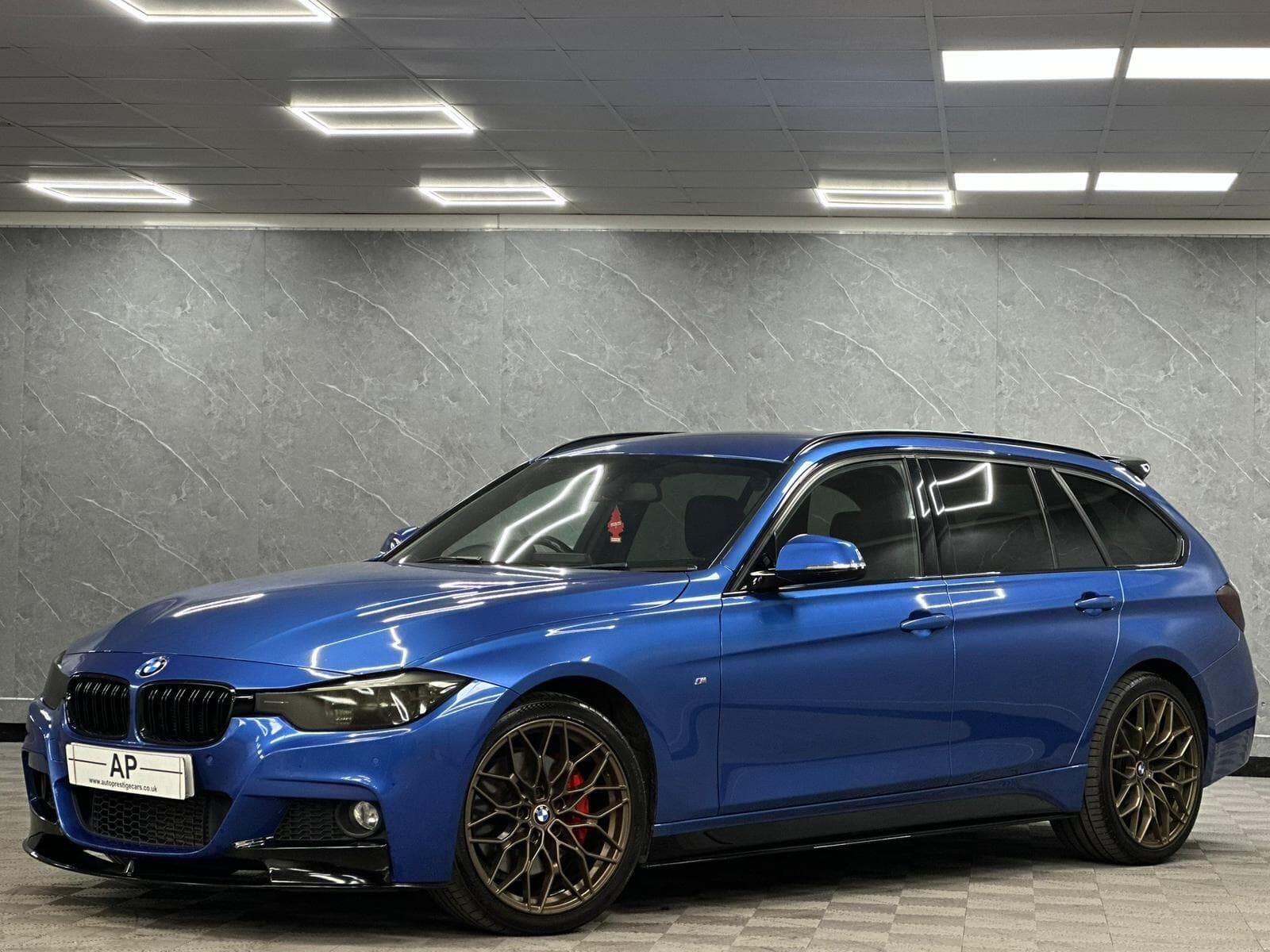 2015 BMW 3 Series - Thumbnail 44