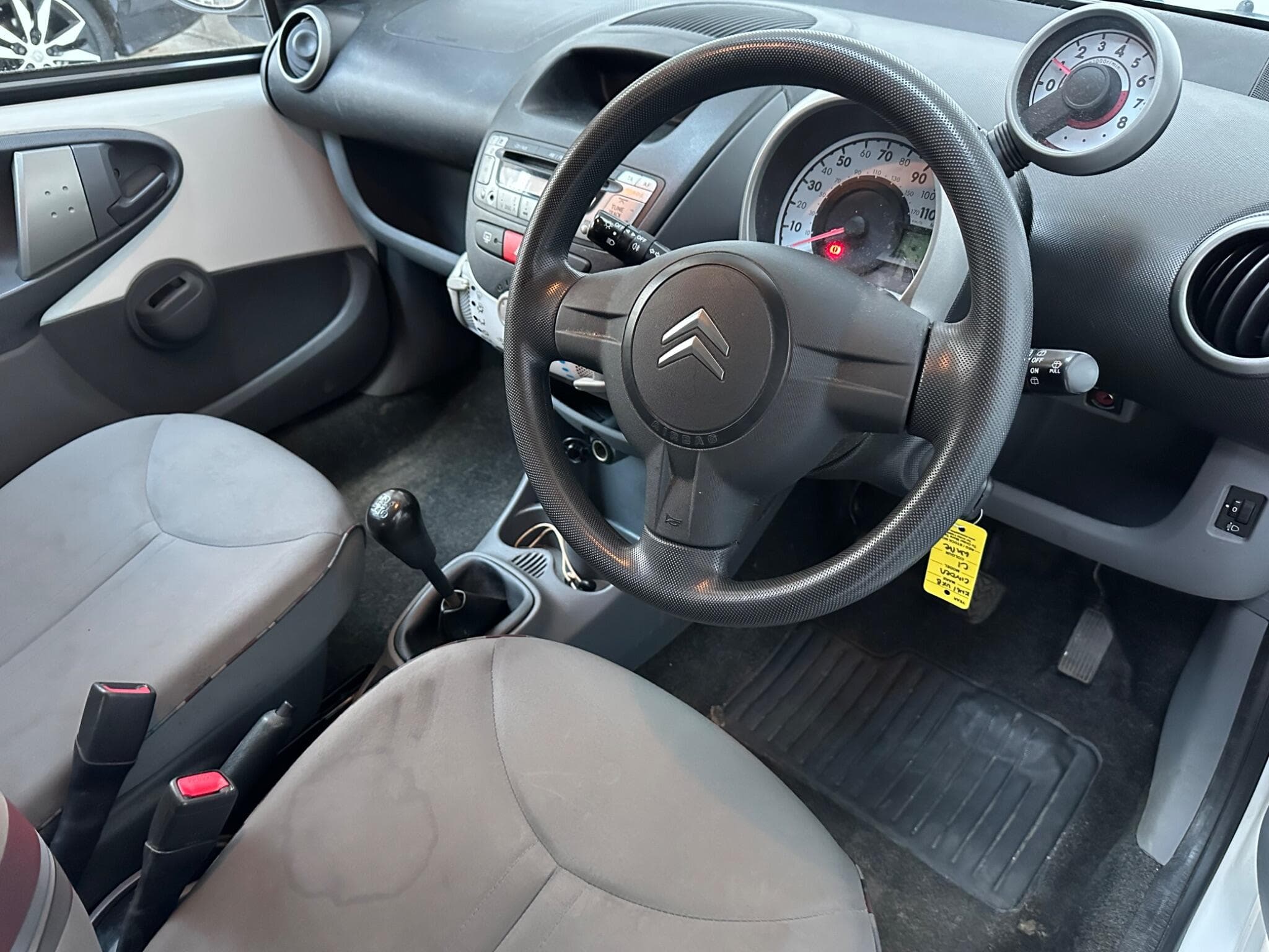 2011 Citroen C1 - Thumbnail 3