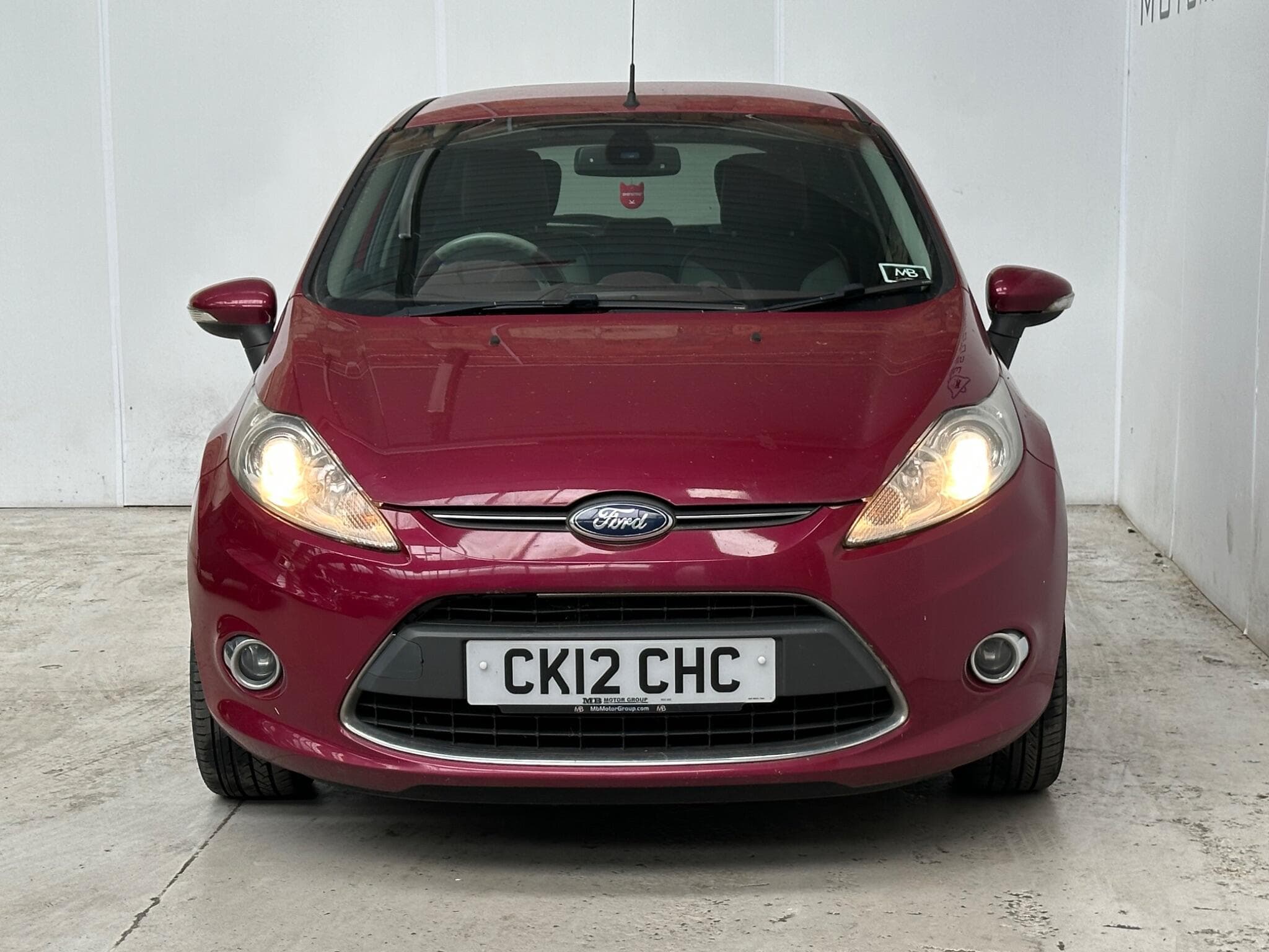 2012 Ford Fiesta - Thumbnail 2