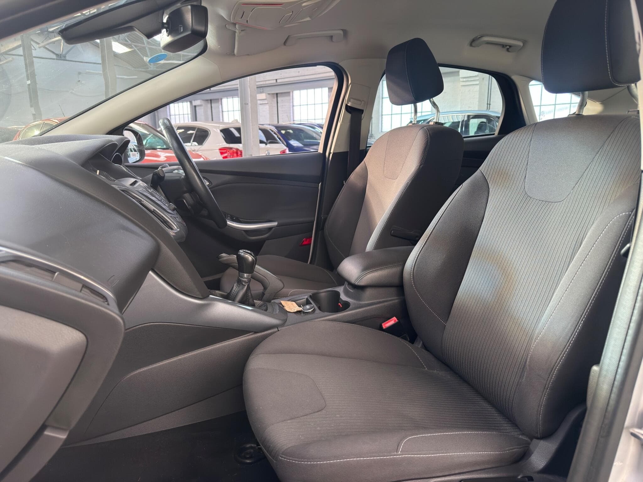 2012 Ford Focus - Thumbnail 36