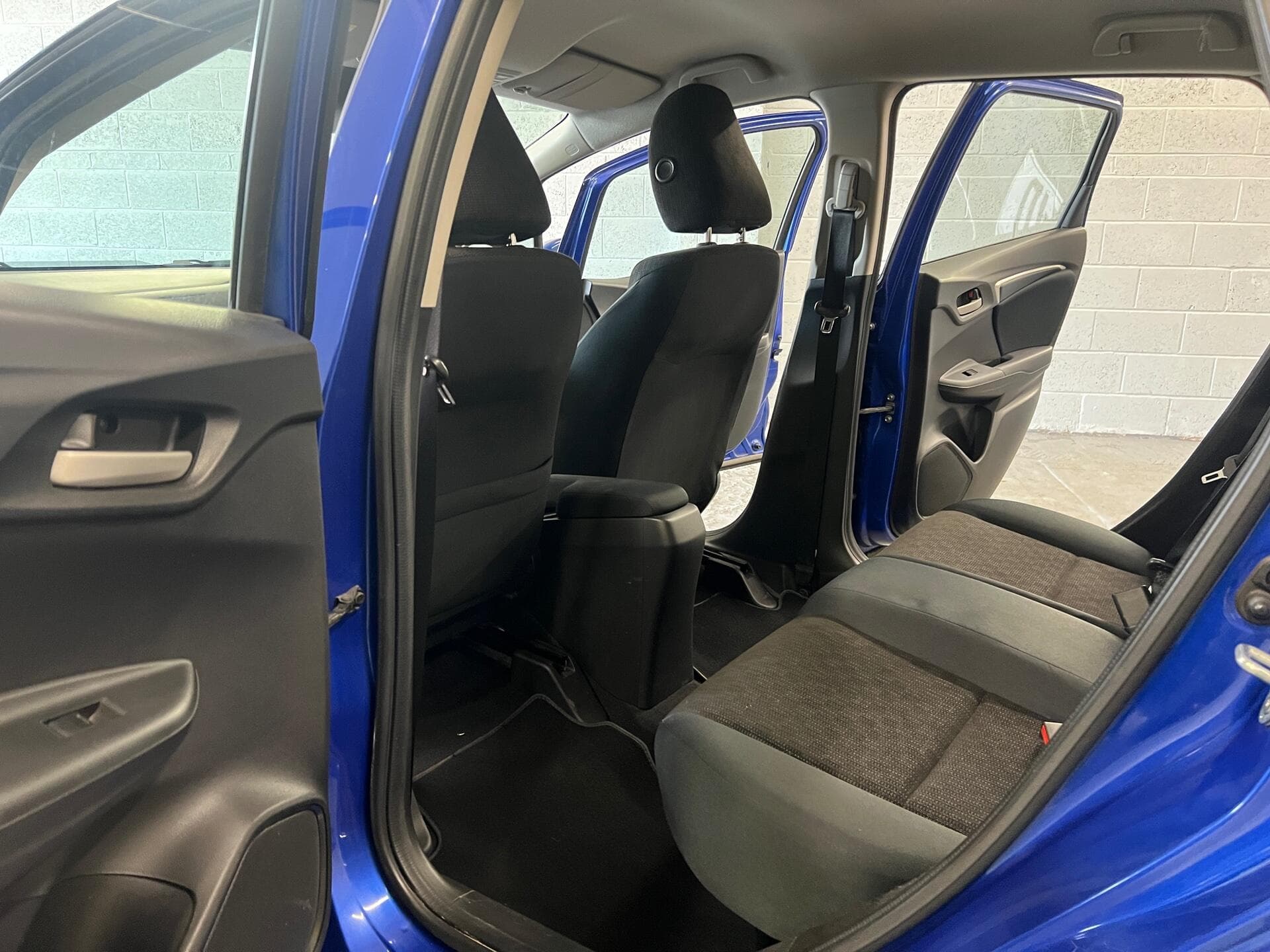 2016 Honda Jazz - Thumbnail 41
