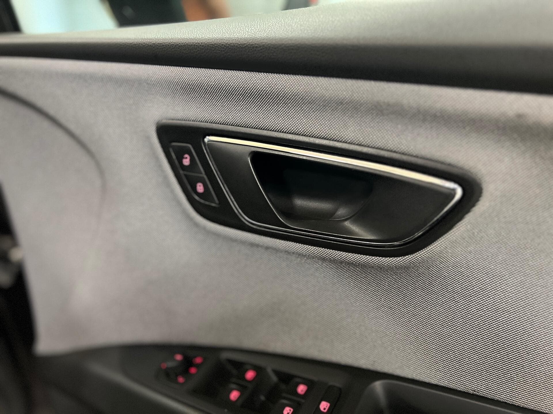 2018 SEAT Leon - Thumbnail 27