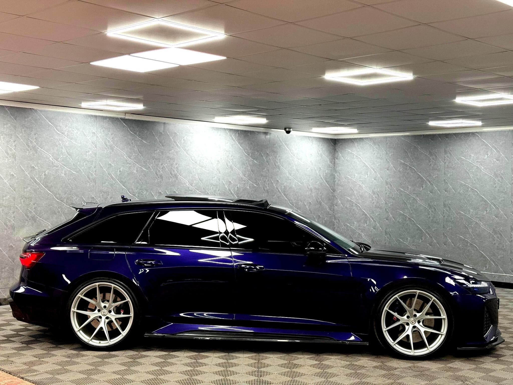 2020 Audi RS6 Avant - Thumbnail 33