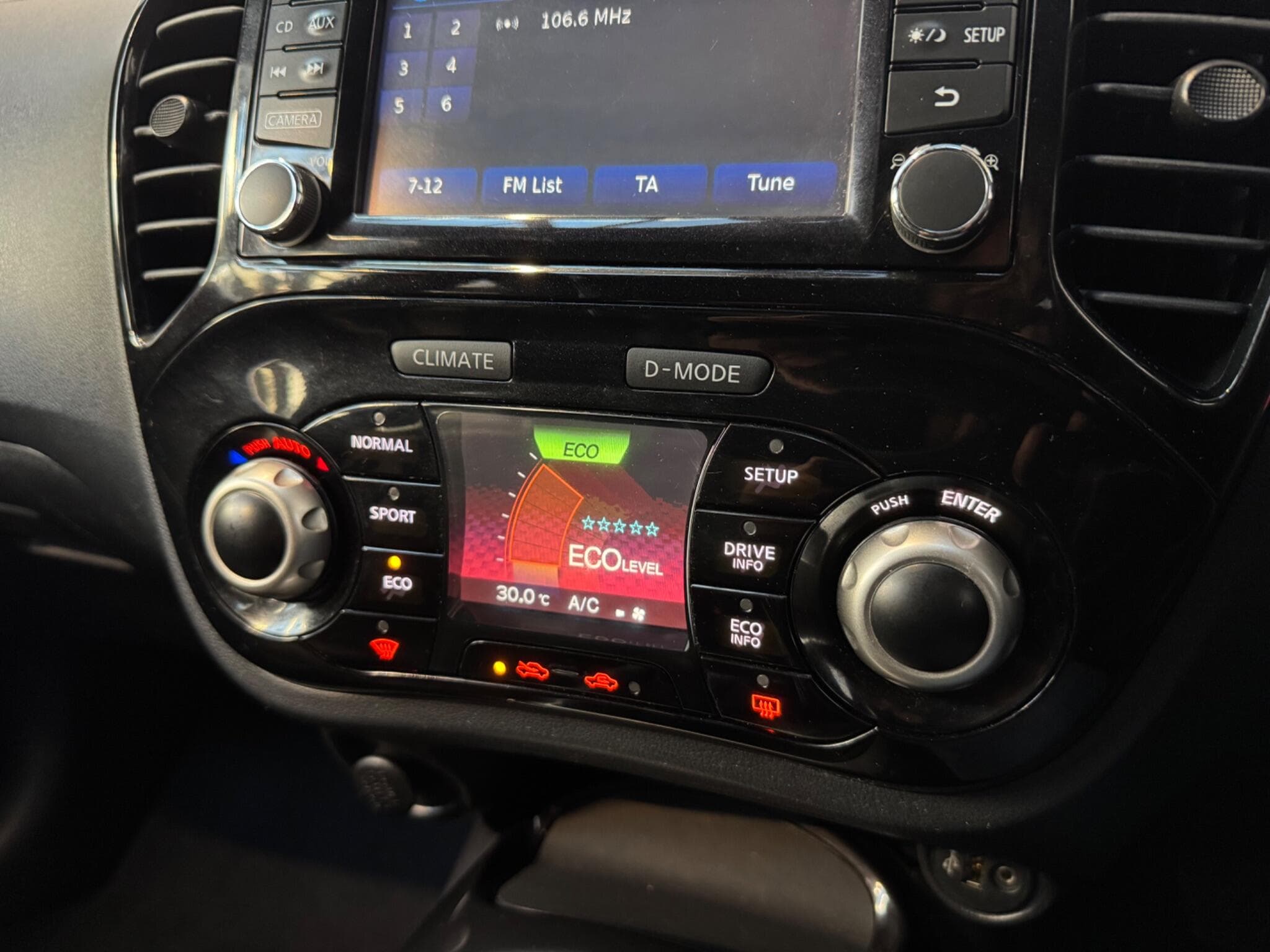 2017 Nissan Juke - Thumbnail 19