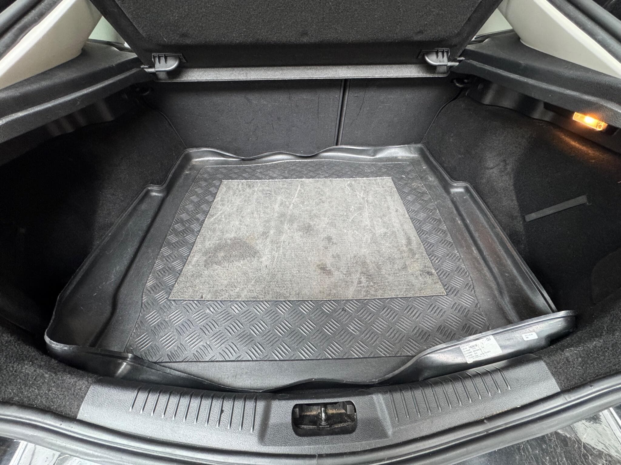 2011 Ford Mondeo - Thumbnail 22