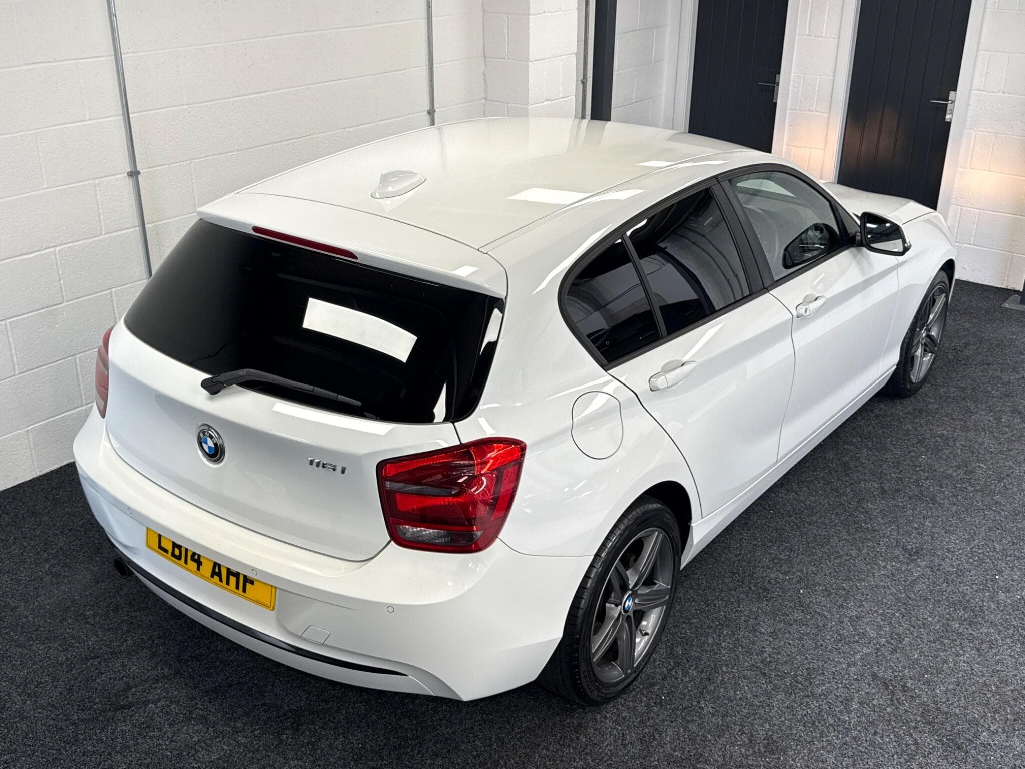 2014 BMW 1 Series - Thumbnail 11