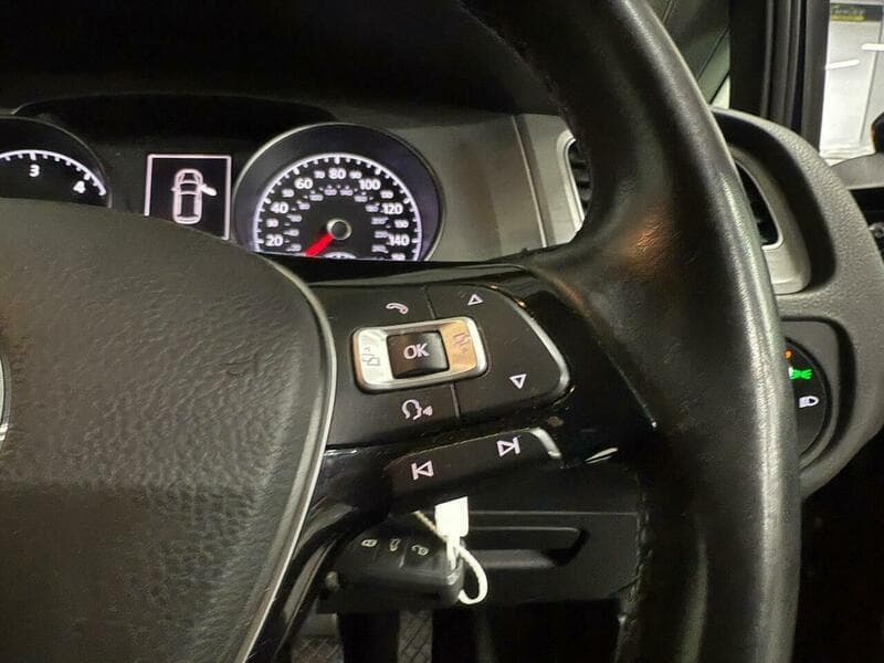 2016 Volkswagen Golf - Thumbnail 22