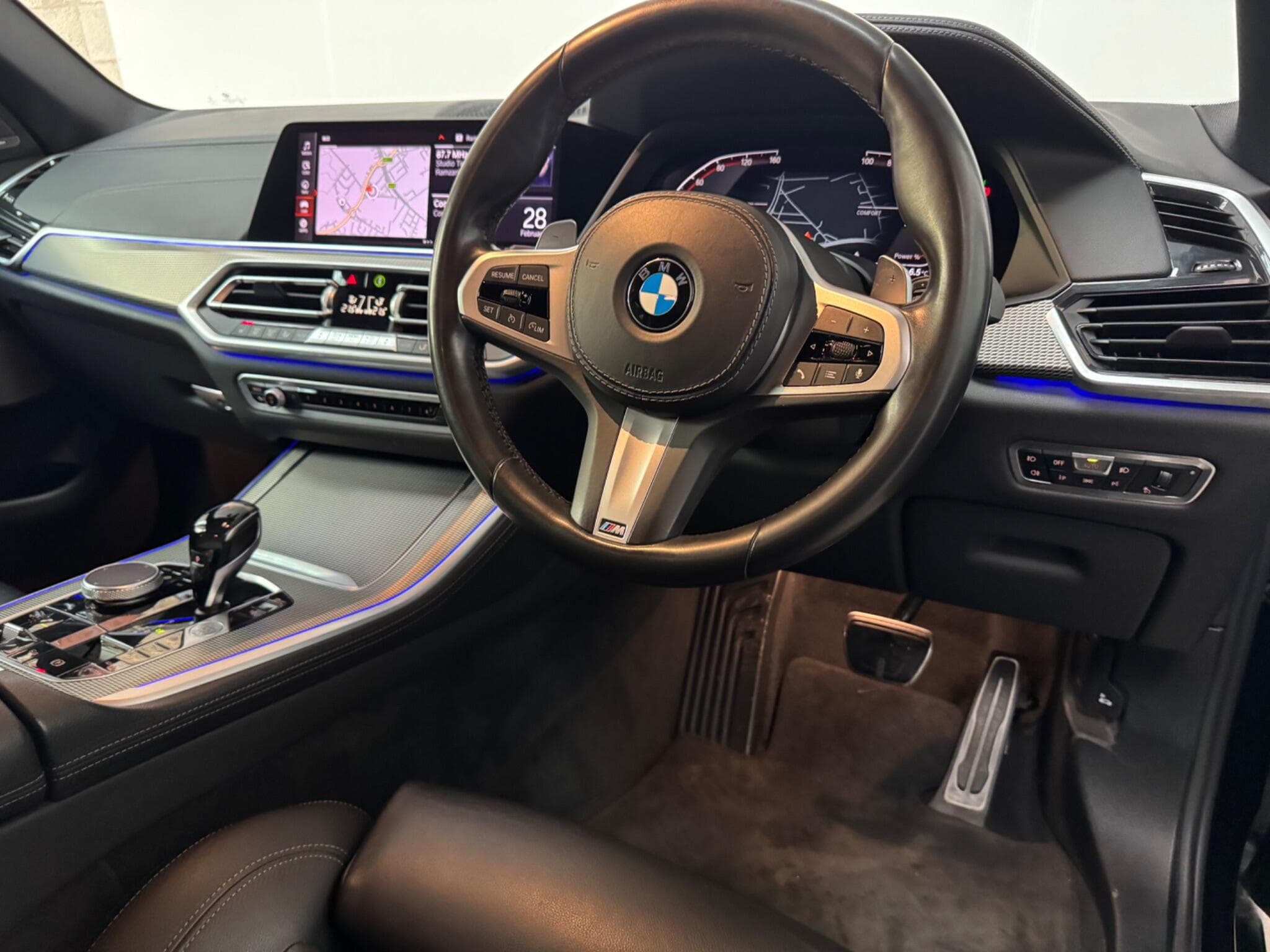 2020 BMW X5 - Thumbnail 4