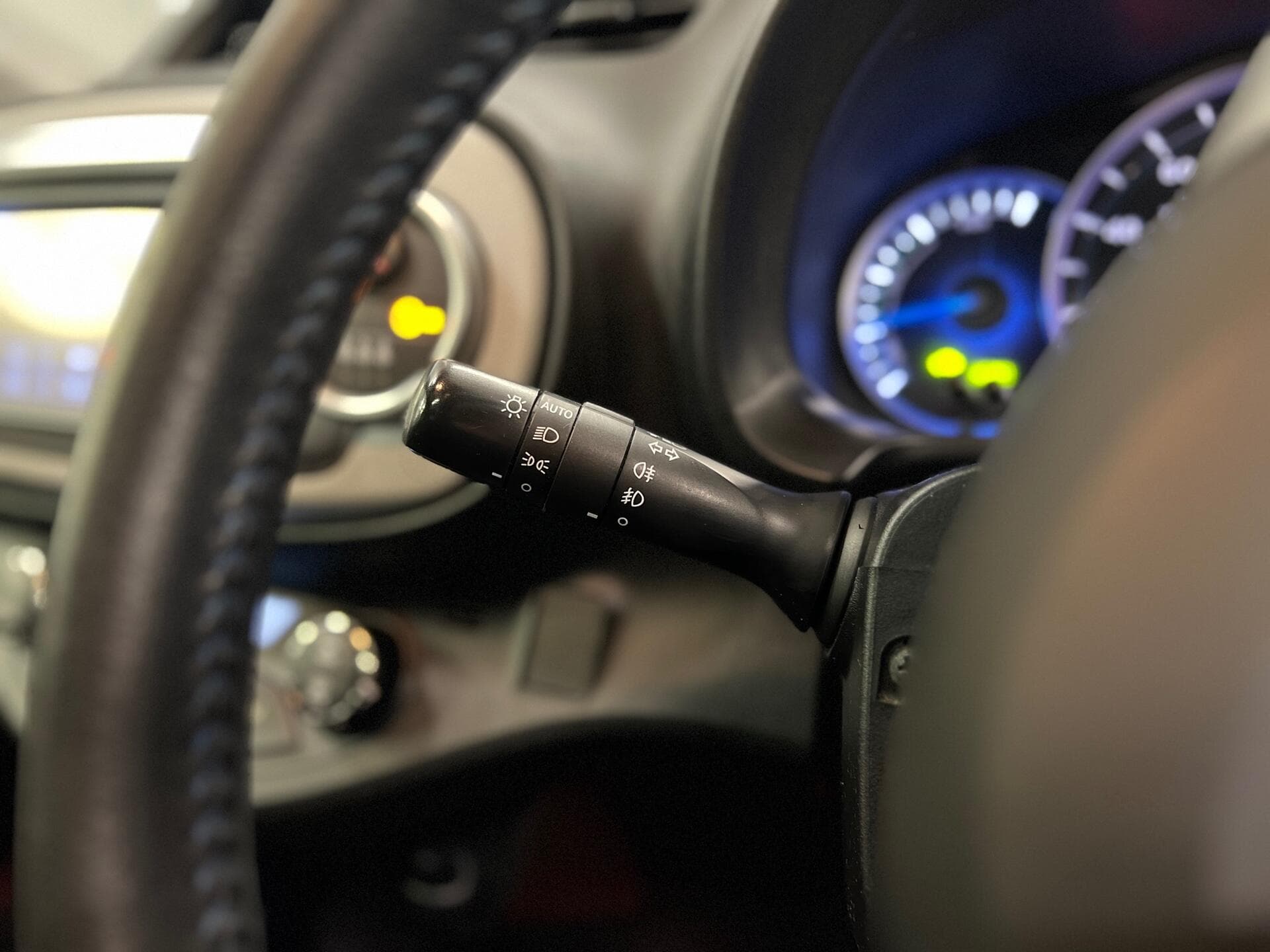 2014 Toyota Yaris - Thumbnail 30