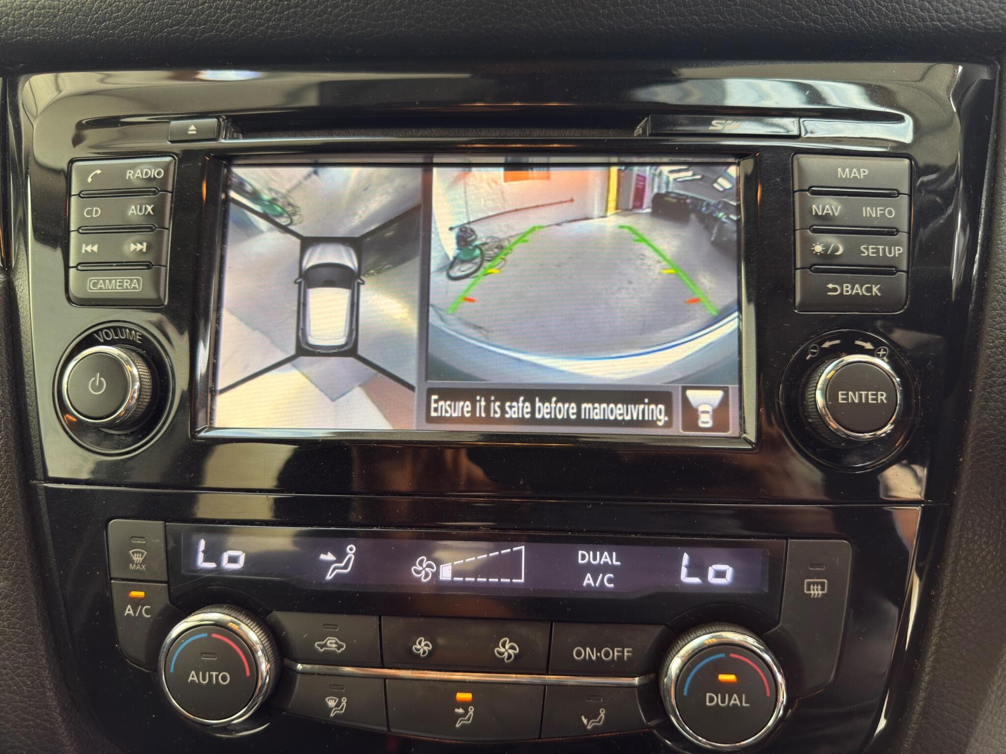 2015 Nissan Qashqai - Thumbnail 17