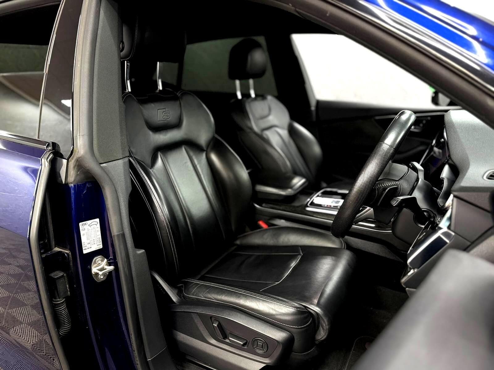 2019 Audi Q8 - Thumbnail 38