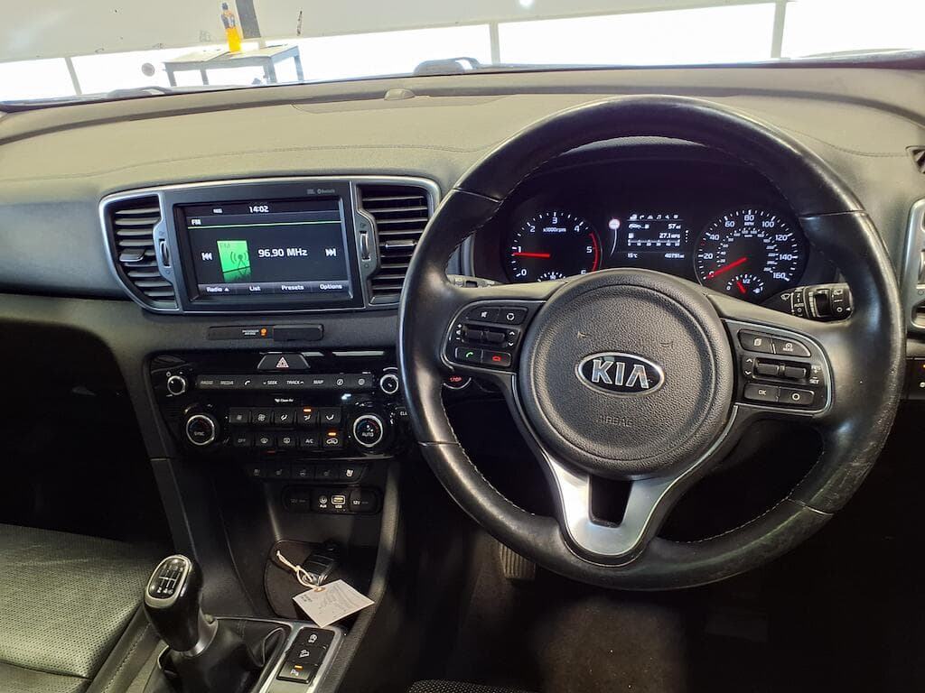 2016 Kia Sportage - Thumbnail 10