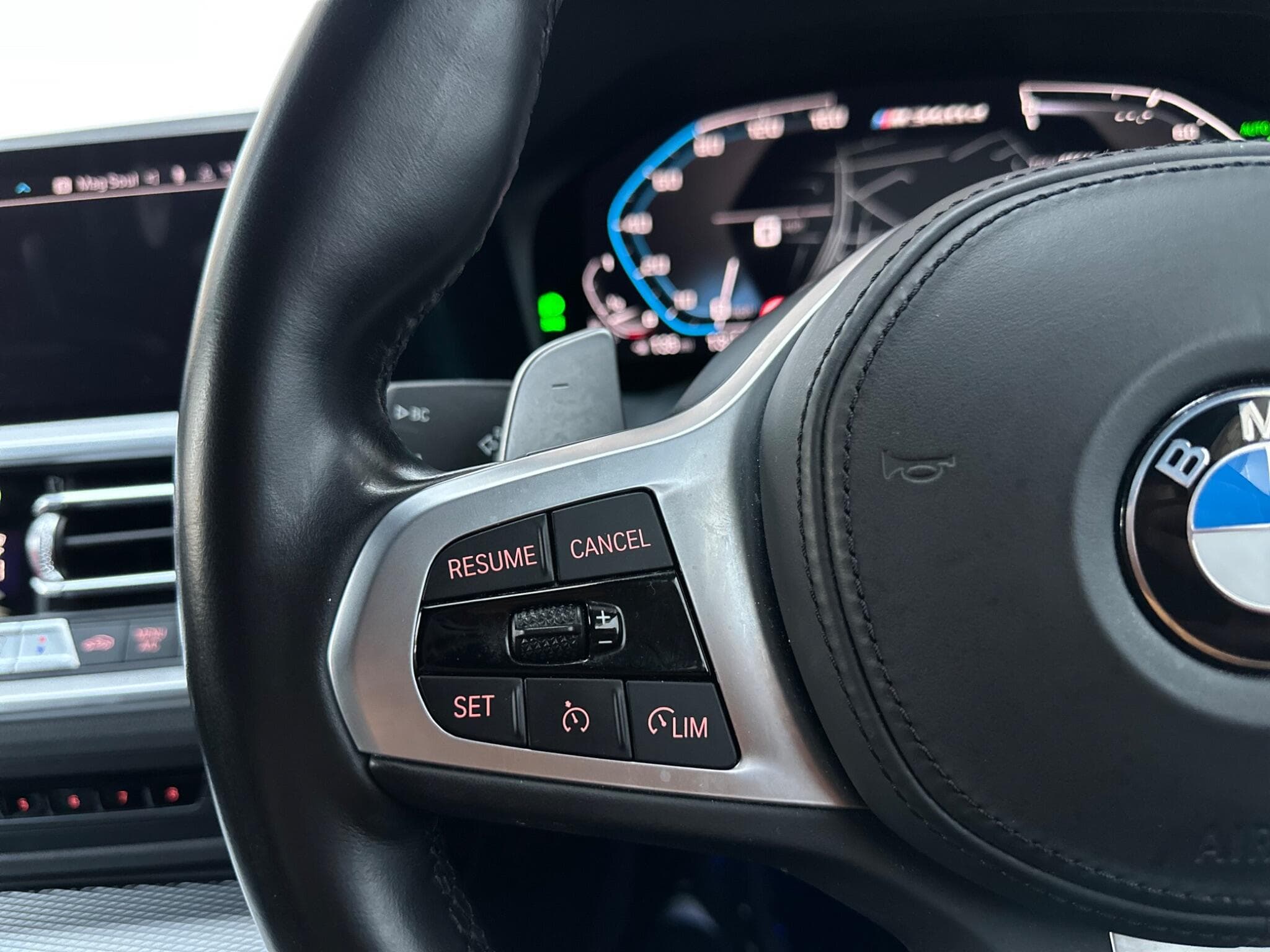 2021 BMW 3 Series - Thumbnail 38