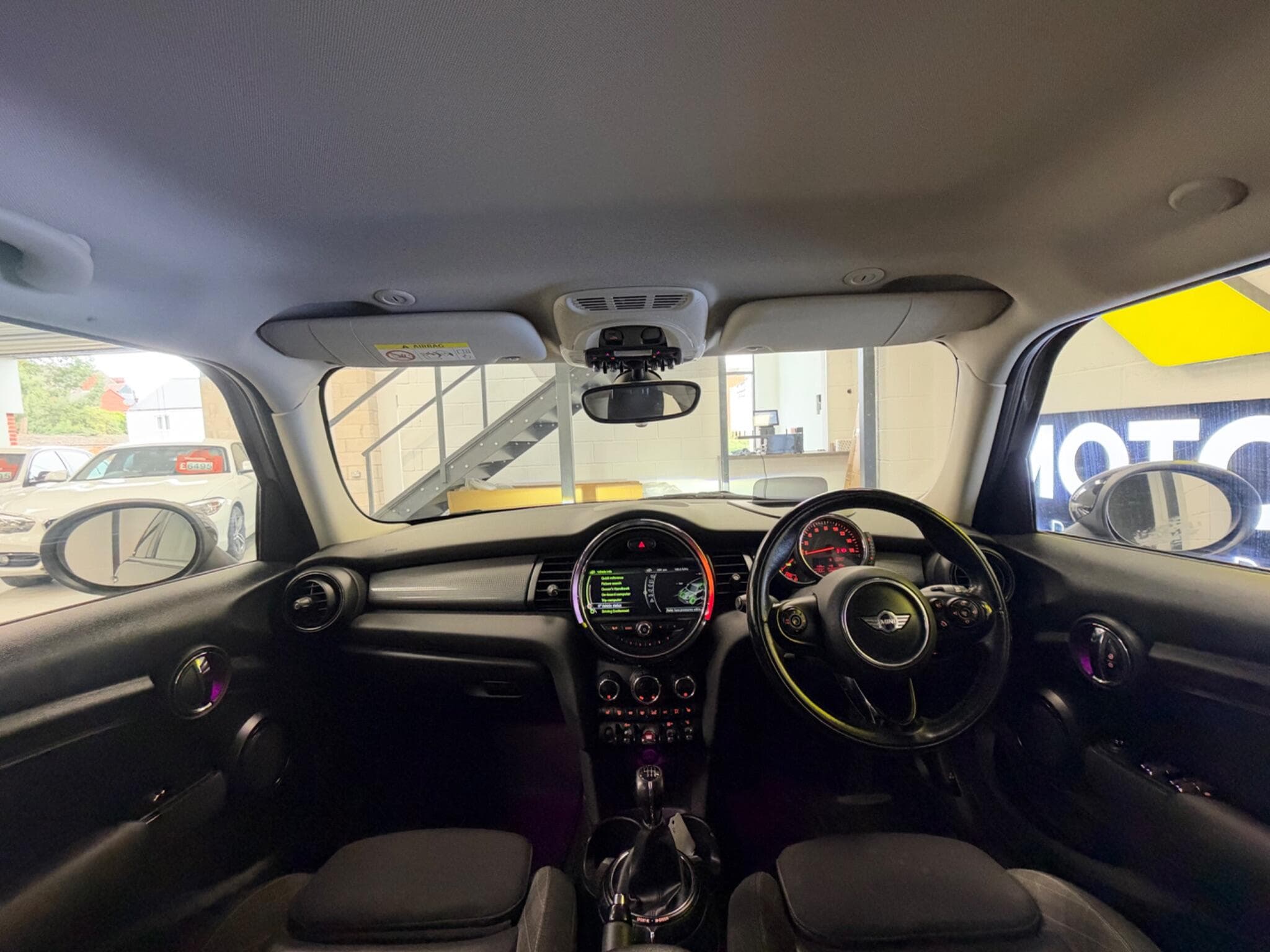 2016 MINI Hatch - Thumbnail 14
