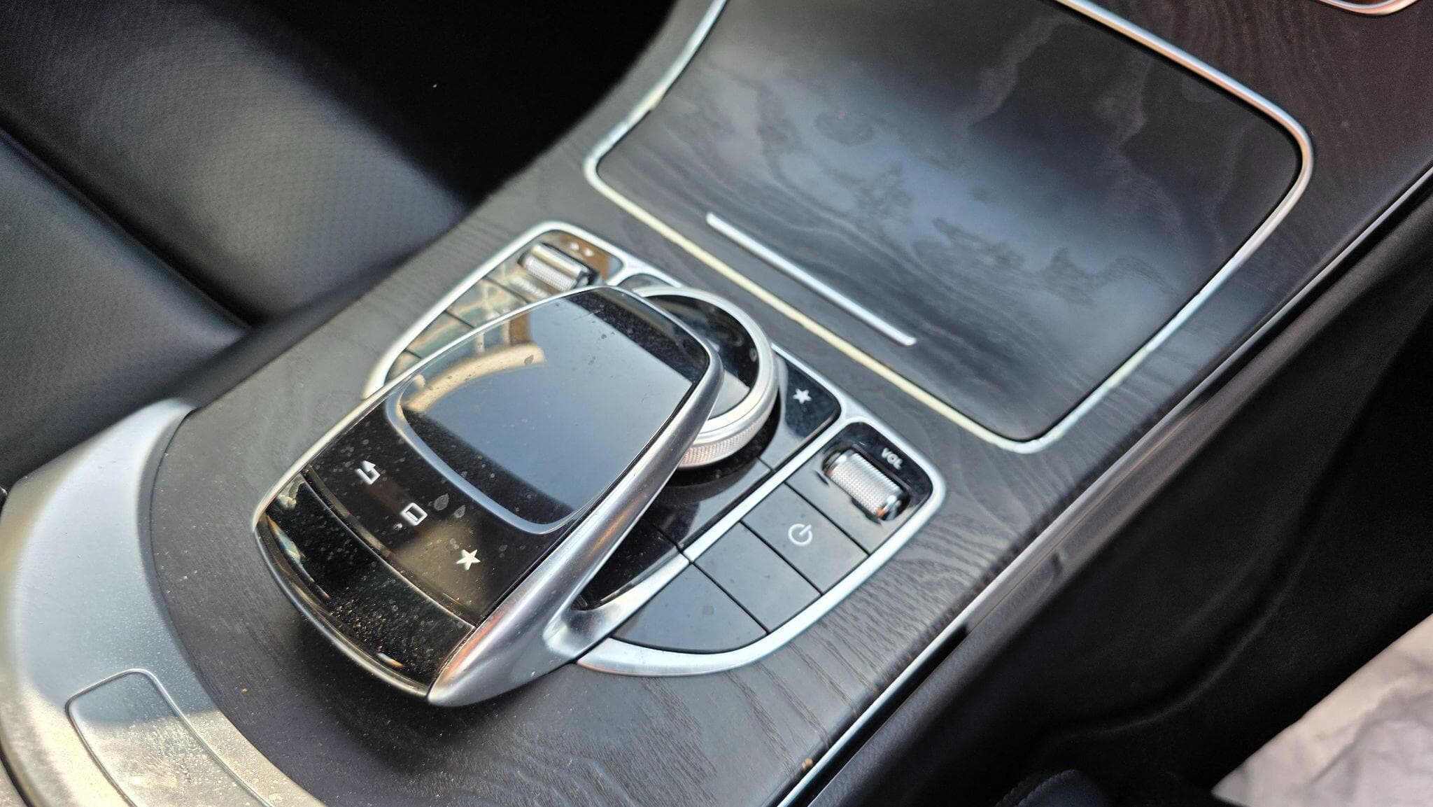 2016 Mercedes-Benz C Class - Thumbnail 11
