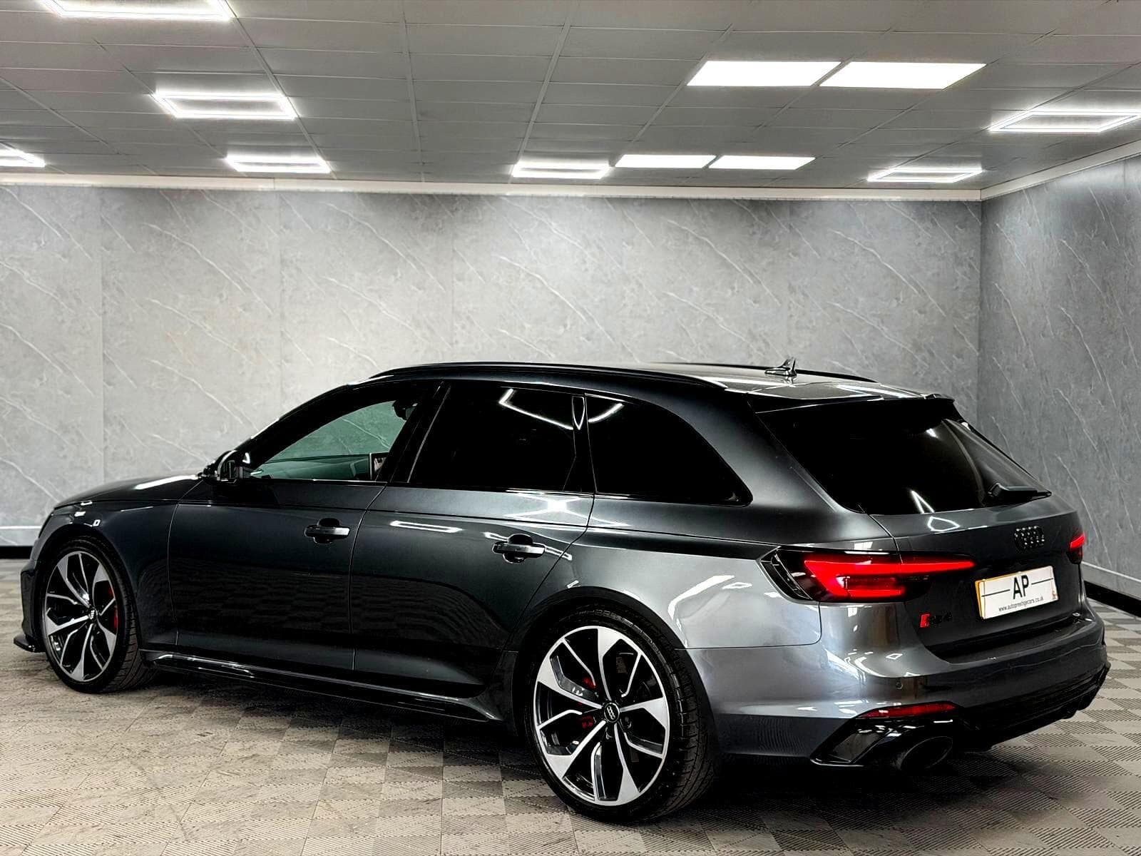 2018 Audi RS4 Avant - Thumbnail 23