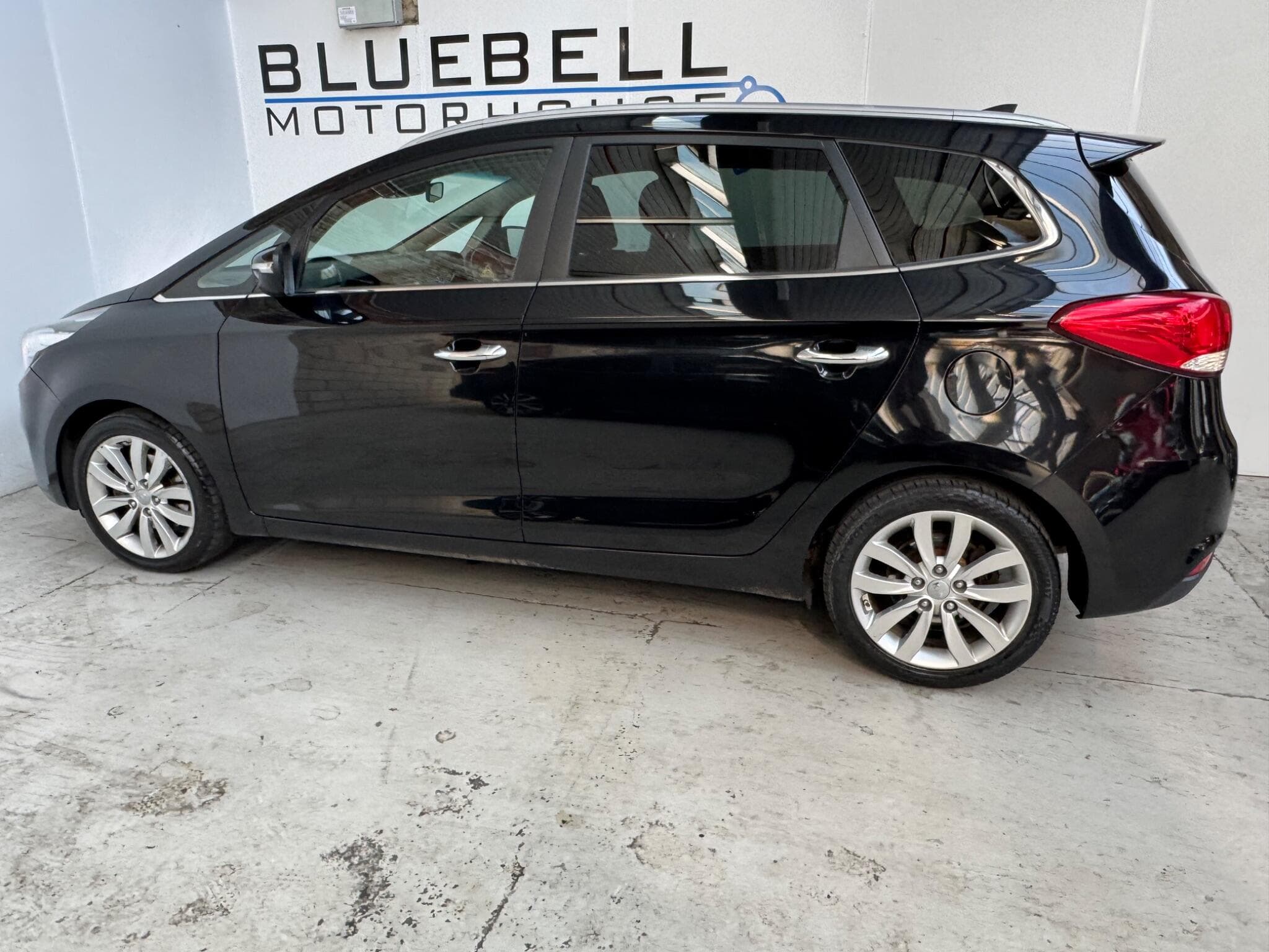 2016 Kia Carens - Thumbnail 8