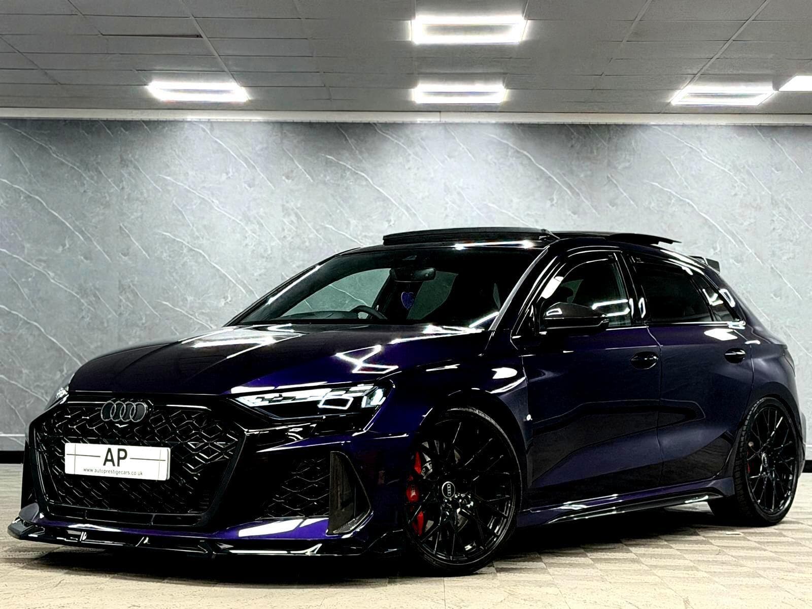 2025 Audi RS3 - Thumbnail 14