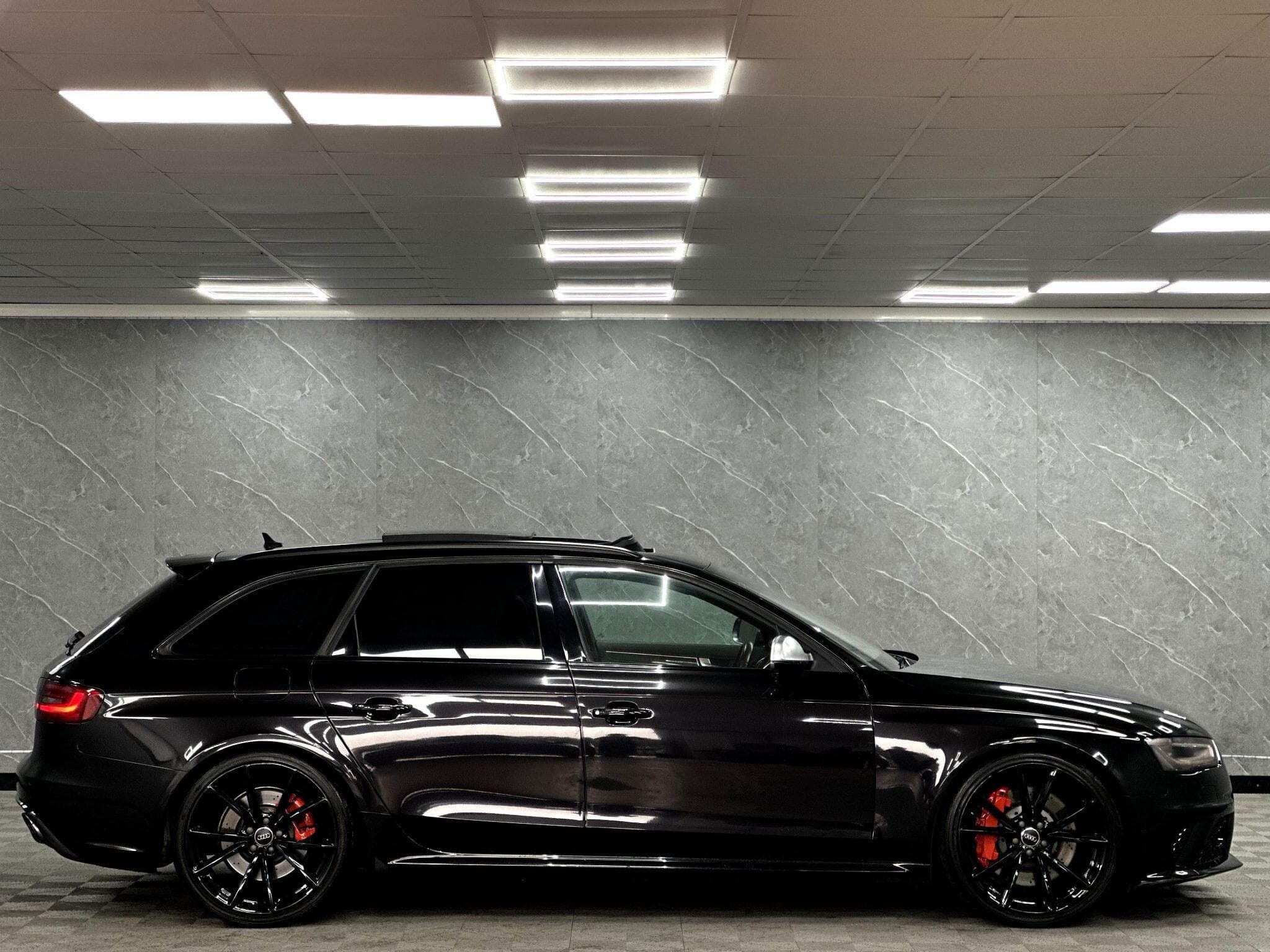 2013 Audi RS4 Avant - Thumbnail 17