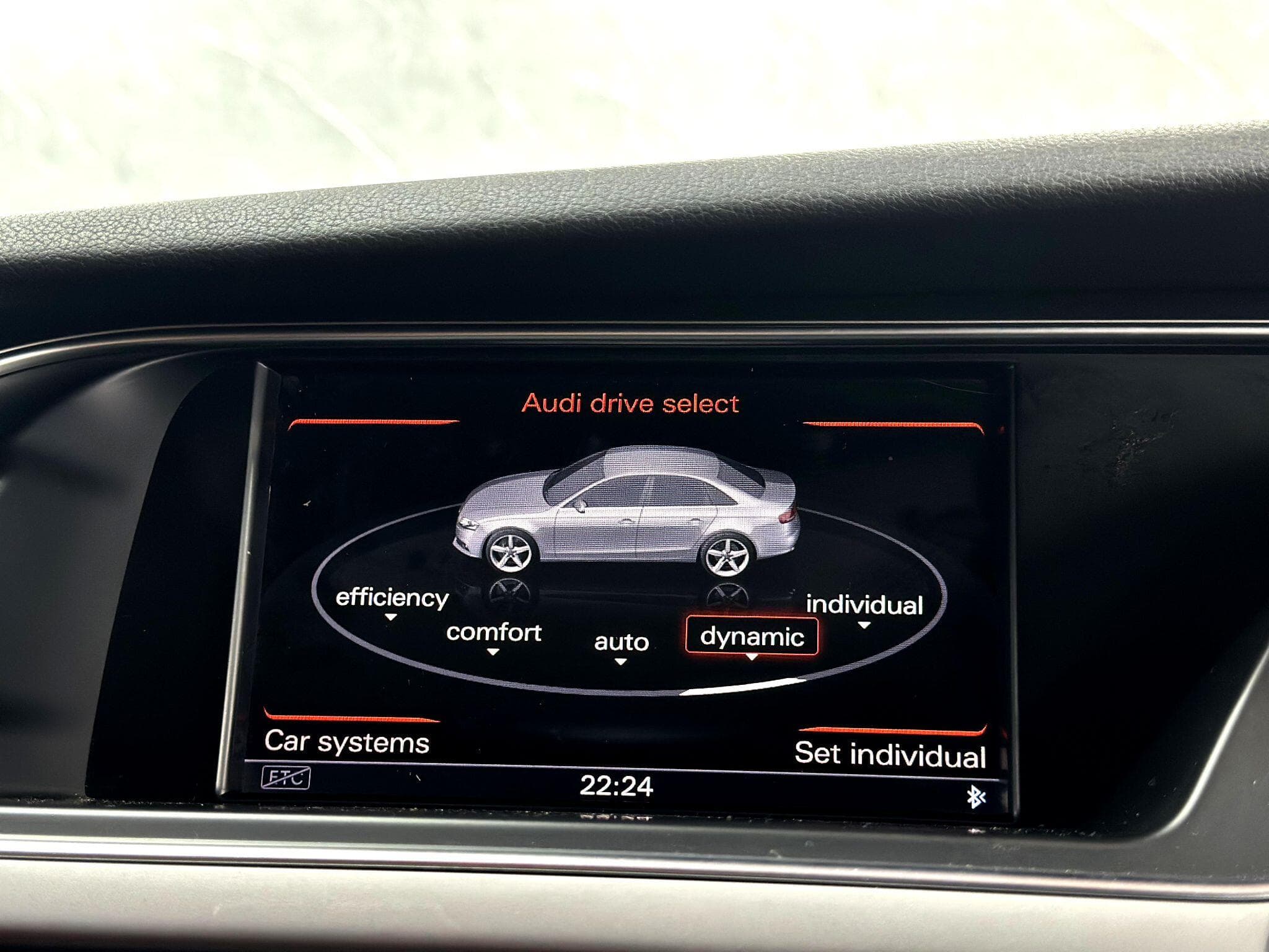2015 Audi S4 - Thumbnail 44