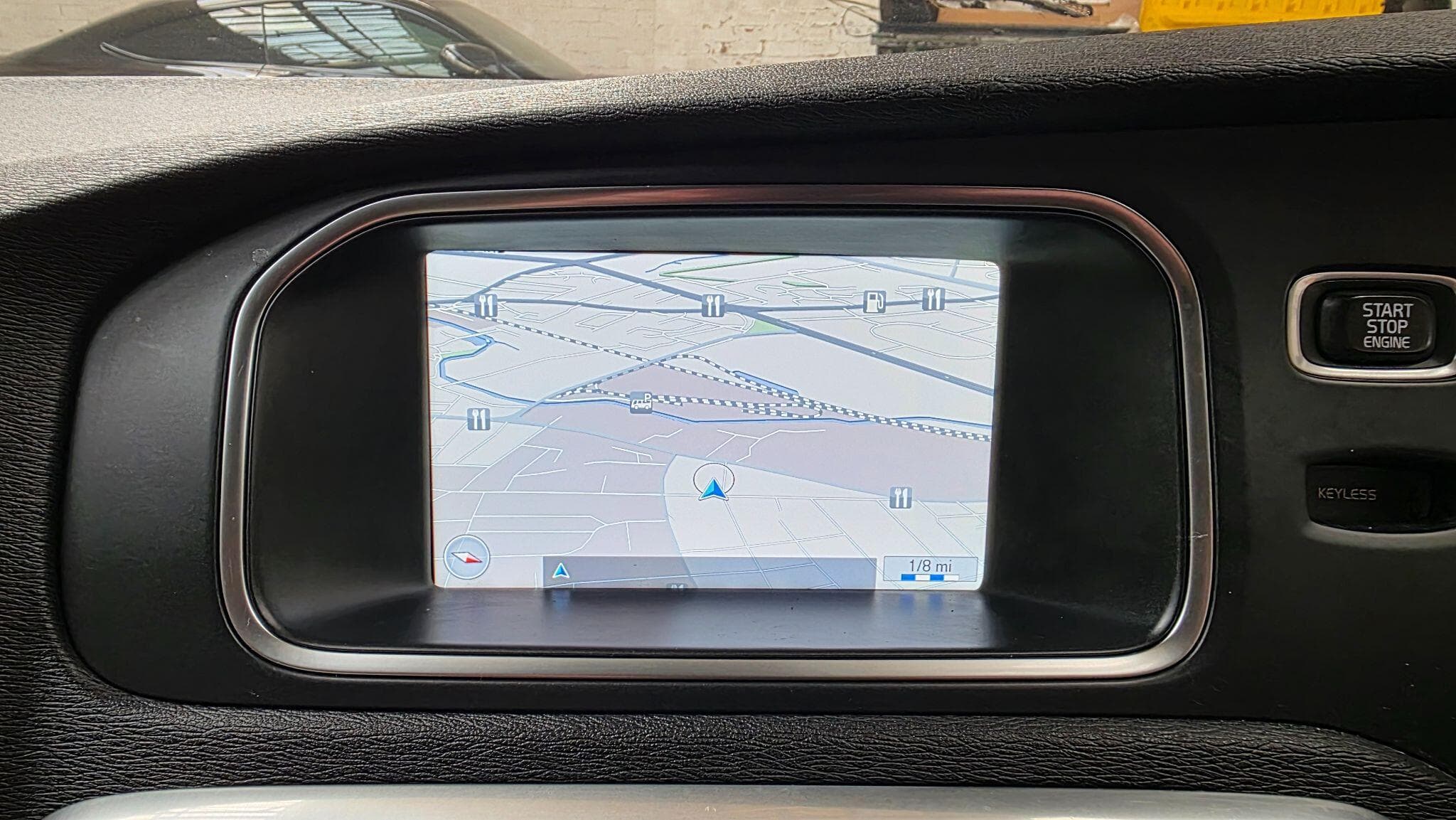 2013 Volvo V40 - Thumbnail 21