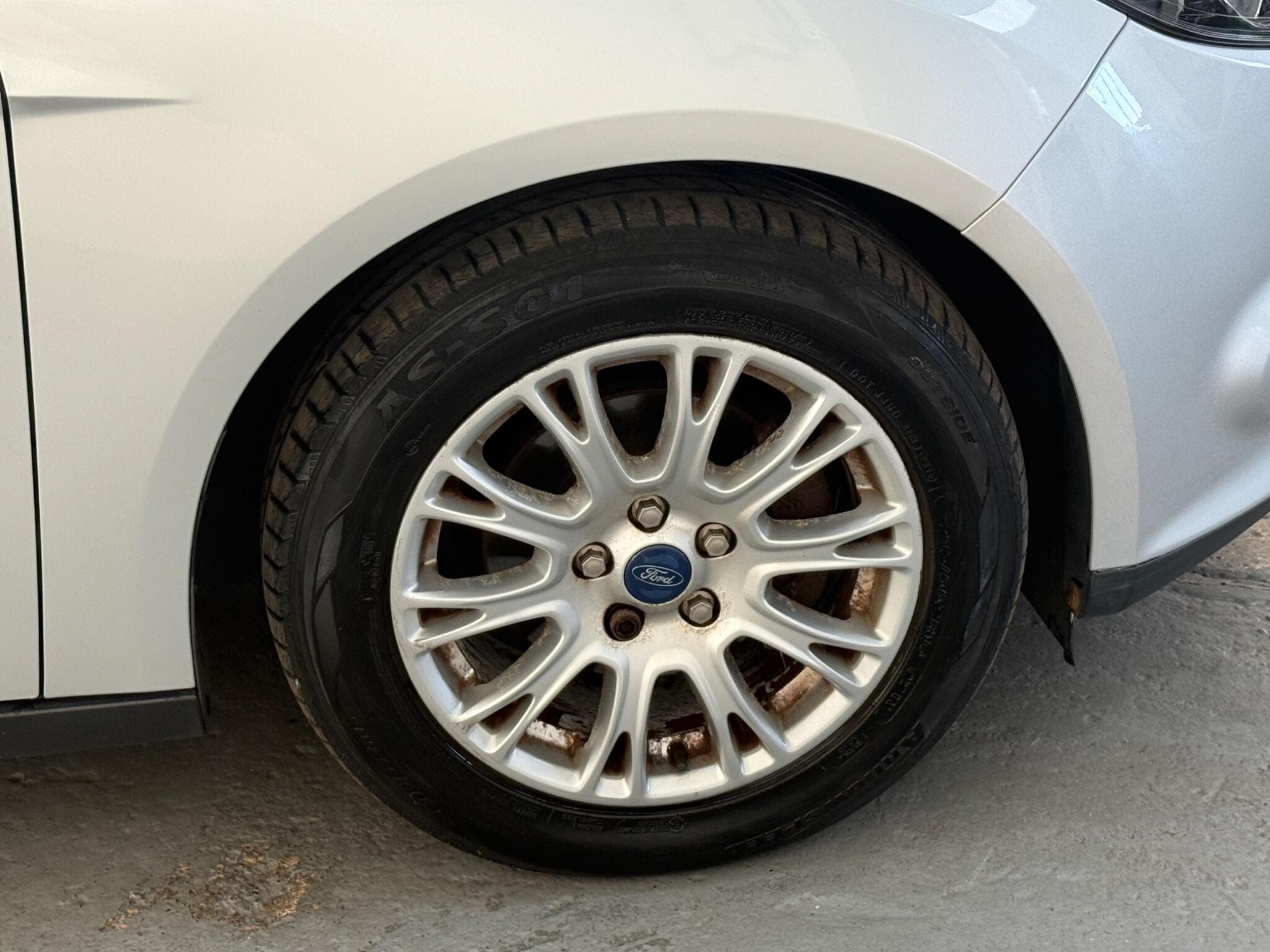 2012 Ford Focus - Thumbnail 27